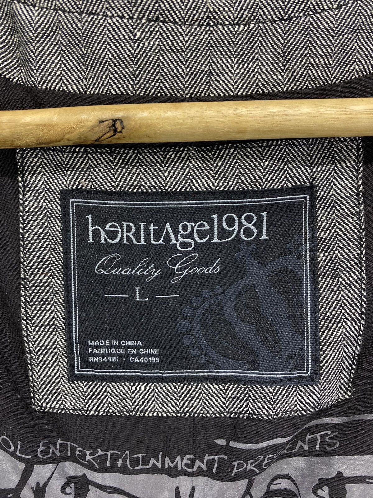 Vintage Vintage Heritage1981 Hip Hop Thematics Casual Vest Size L / US 10 / IT 46 - 7 Thumbnail