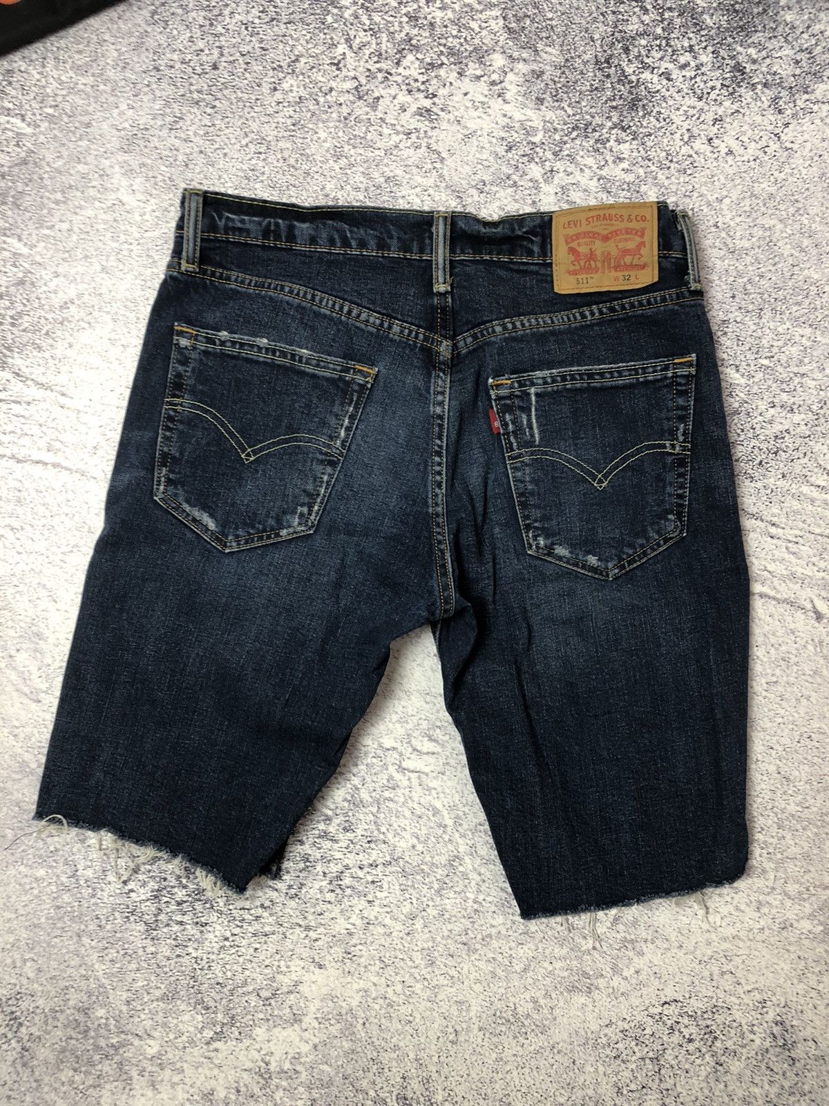 Levi's Men’s vintage short levis size 32 y2k casual ykk usa Size US 32 / EU 48 - 4 Thumbnail