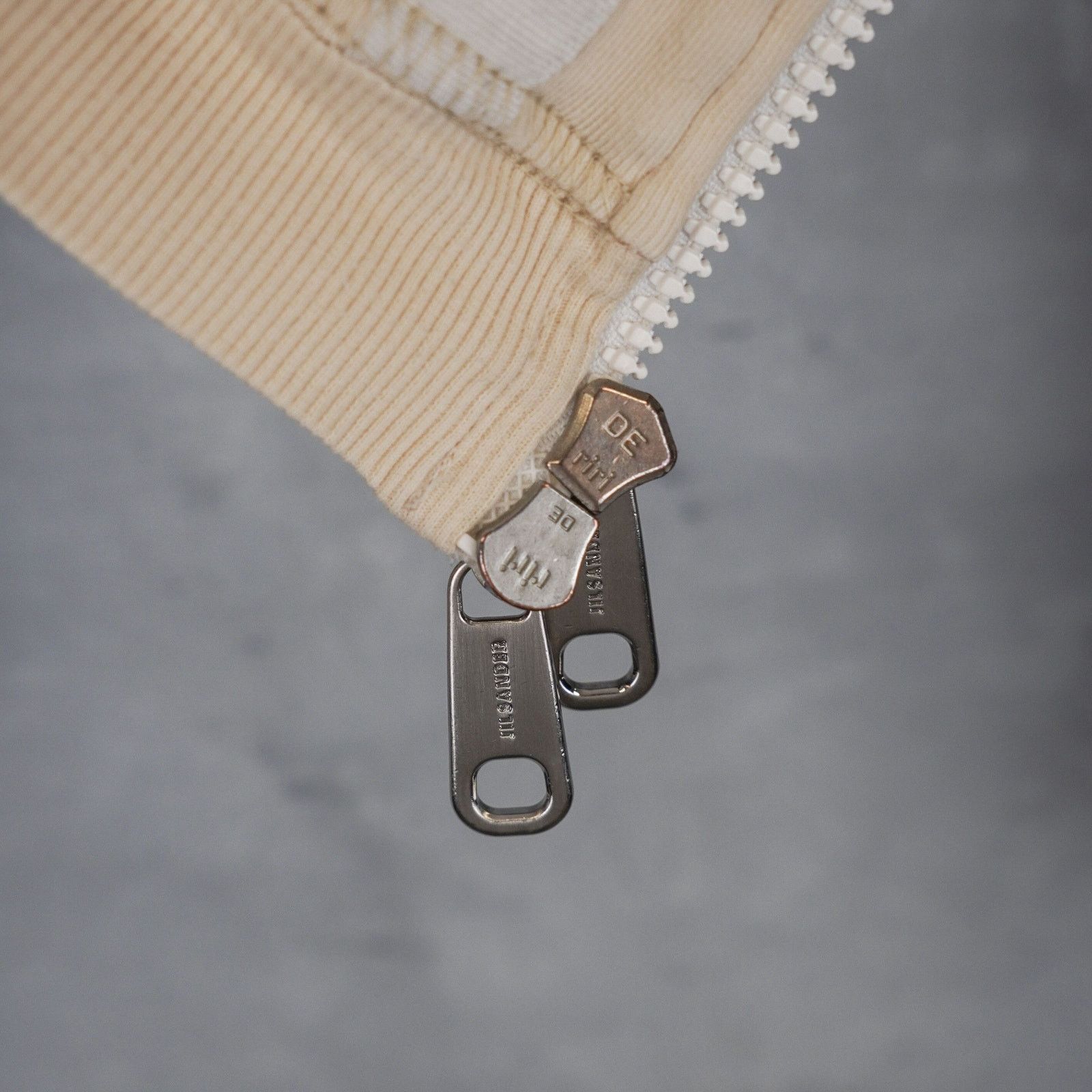 Jil Sander Jil sander beige double zip back logo hoodie sweatshirt Size S / US 4 / IT 40 - 8 Thumbnail