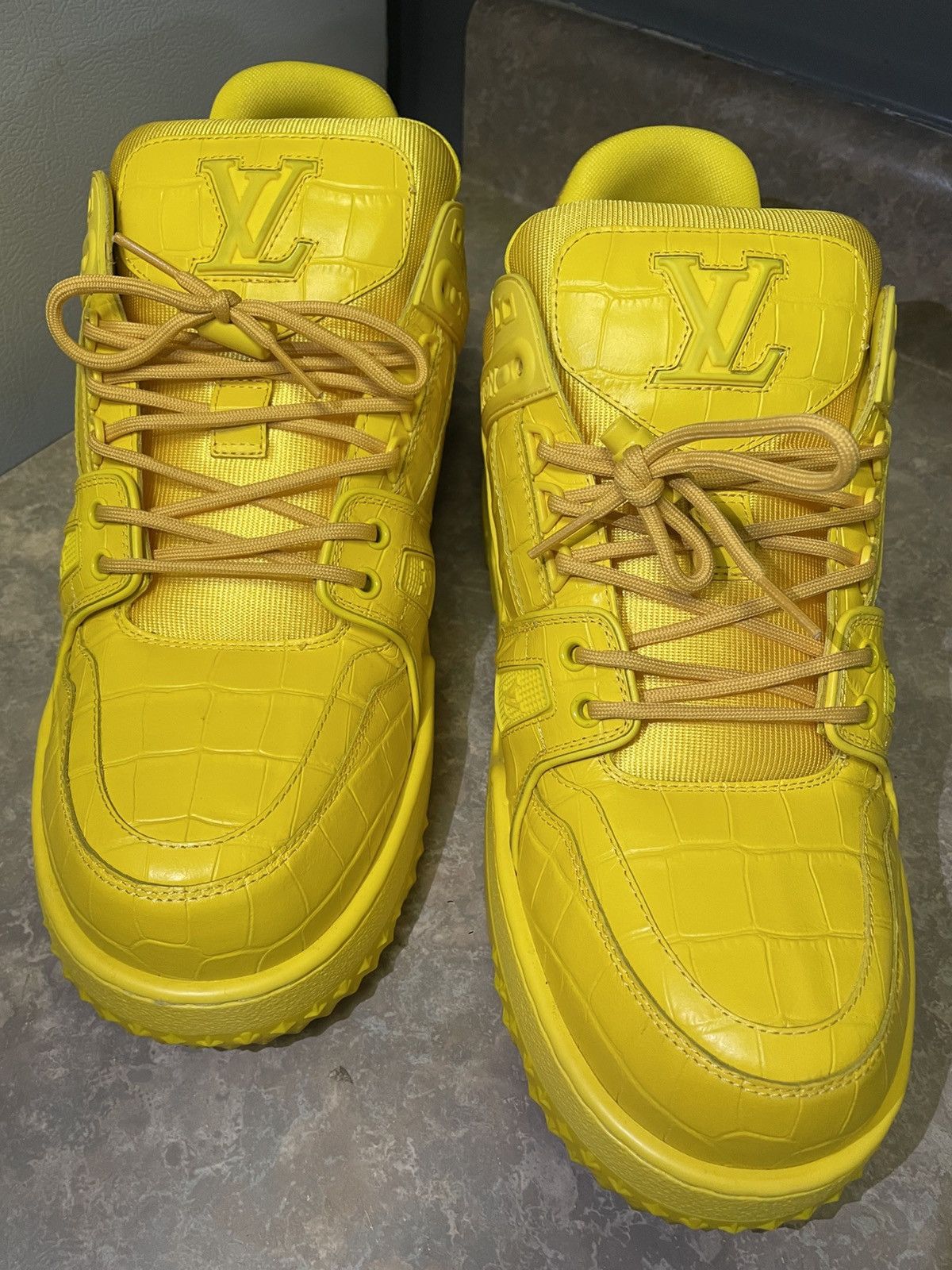 Louis Vuitton LV trainer maxi sneakers Size US 11 / EU 44 - 14 Thumbnail