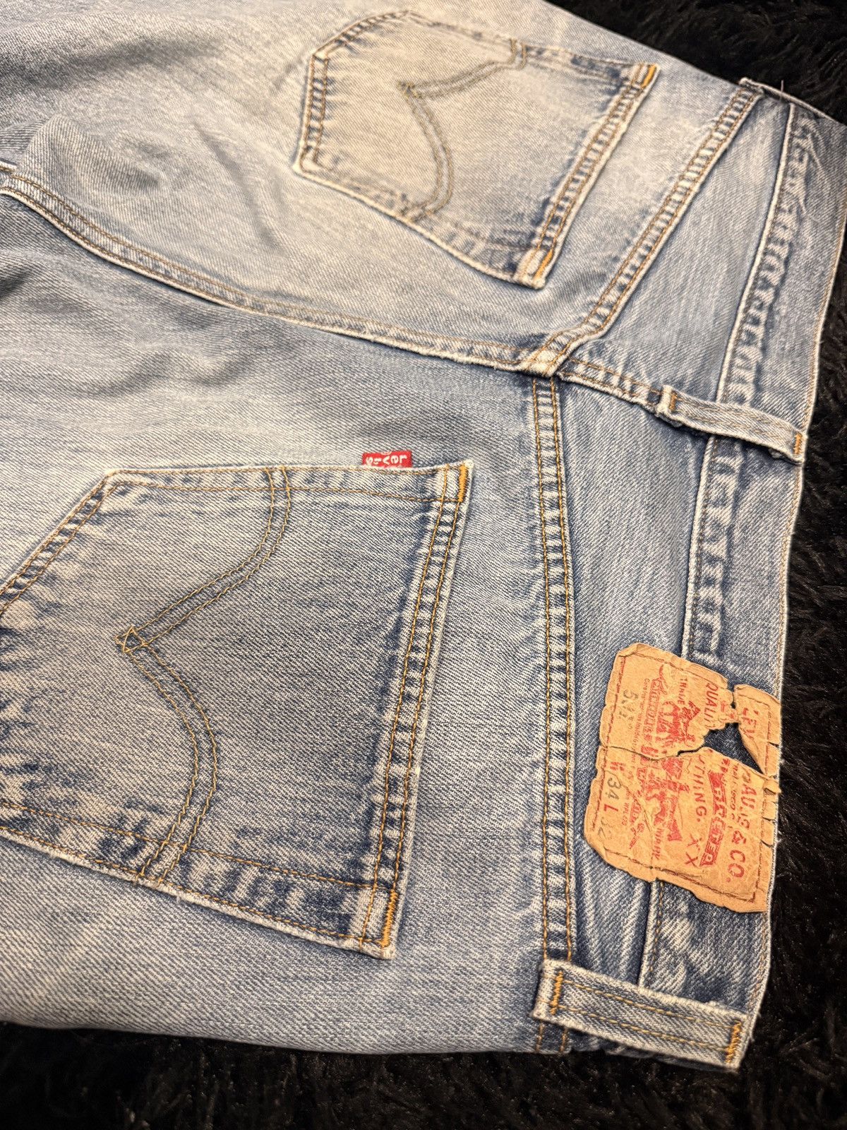Levi's Vintage Clothing Vintage Levi 501’s Light Washed (34Wx32L) Size US 32 / EU 48 - 6 Thumbnail