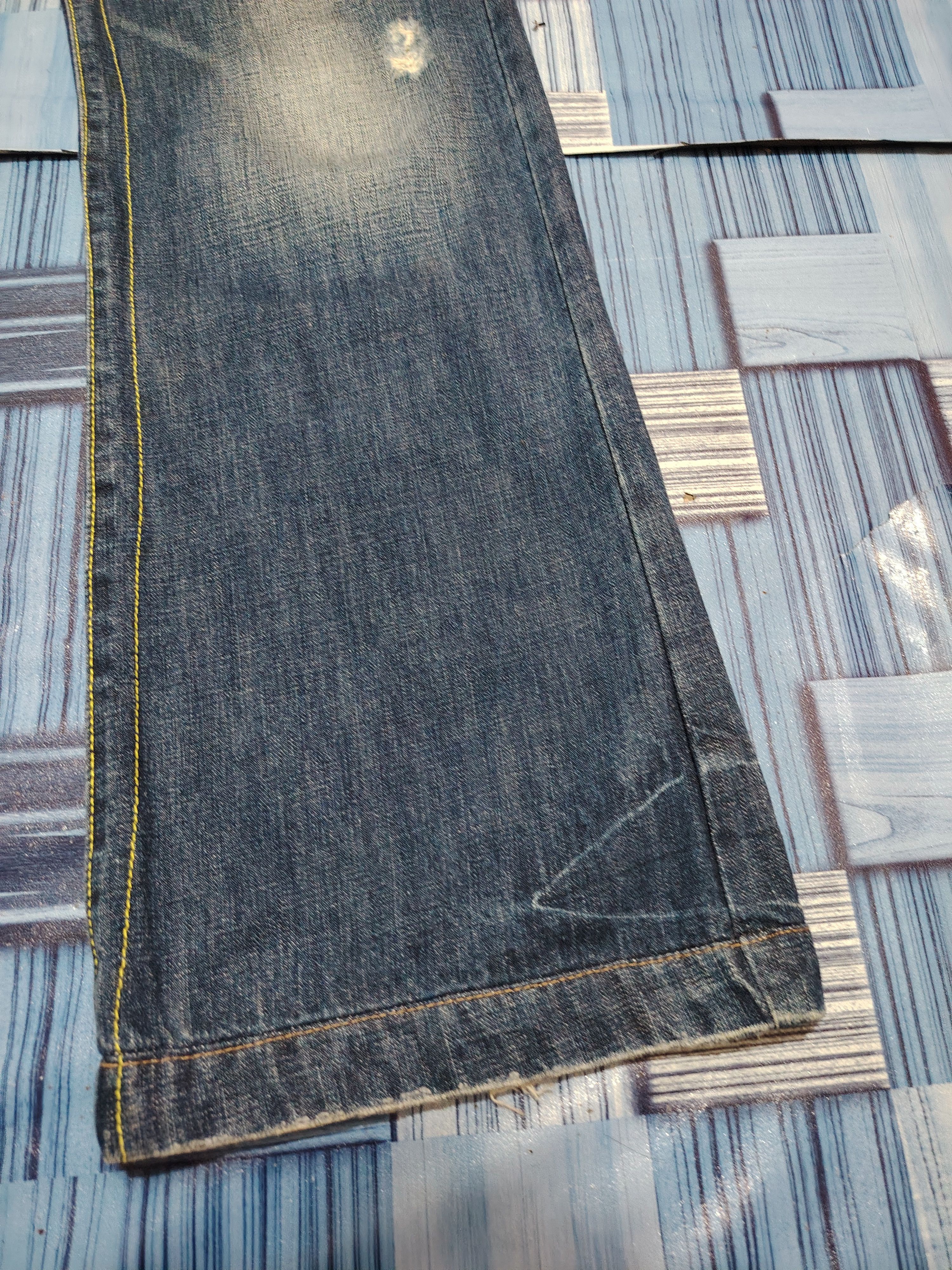 Who Decides War Japanese Saburoku Bell Bottom jeans Flared jeans Size US 31 - 6 Thumbnail