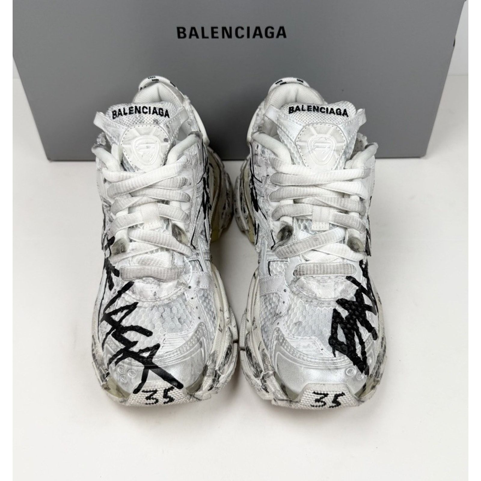 Balenciaga Size 35EU/5W - Balenciaga Runner Distressed Graffiti NEW Size US 5 / IT 35 - 3 Thumbnail