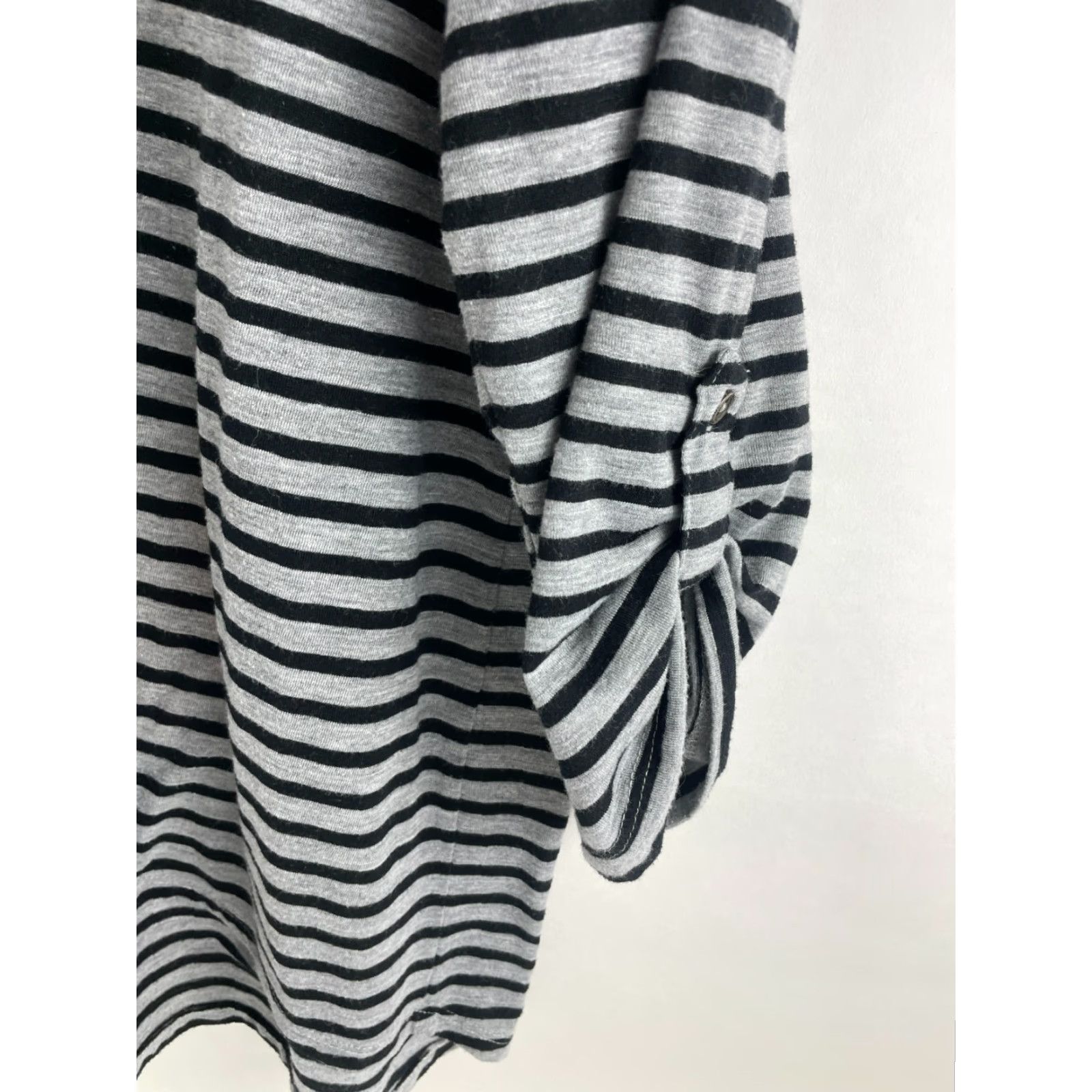 Faded Glory Faded Glory Shirt Women's 2X Black Gray Striped Lace Up Henley 3/4 Sleeve Size XXL / US 16-18 / IT 52-54 - 4 Thumbnail