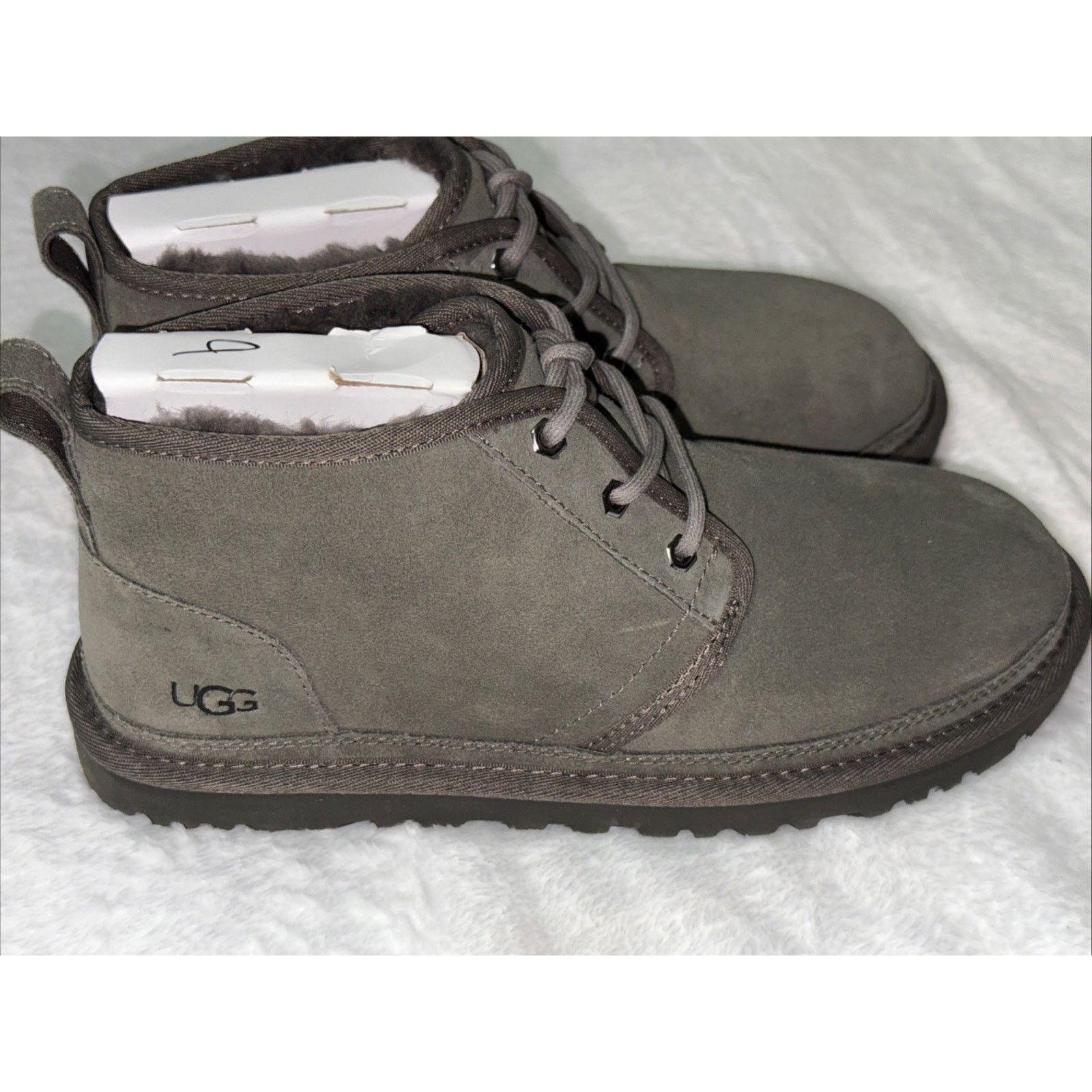Ugg UGG Australia Men's Neumel Chukka Boots in Charcoal Size 9 Size US 9 / EU 42 - 1 Thumbnail