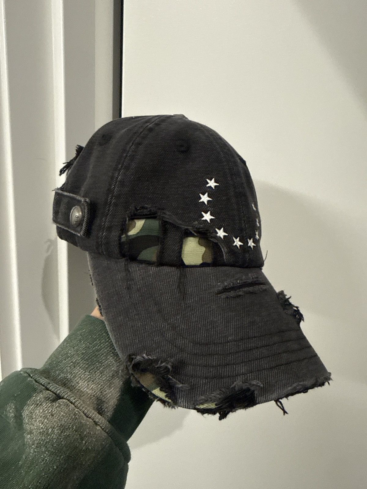 Other Camo Distressed Star Embroidered Cap Size ONE SIZE - 1 Thumbnail