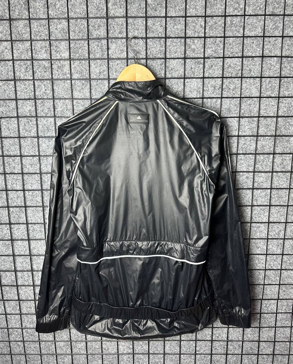 Adidas × Stella McCartney Adidas Stella McCartney rain jacket running size 36 Size XS / US 0-2 / IT 36-38 - 10 Thumbnail