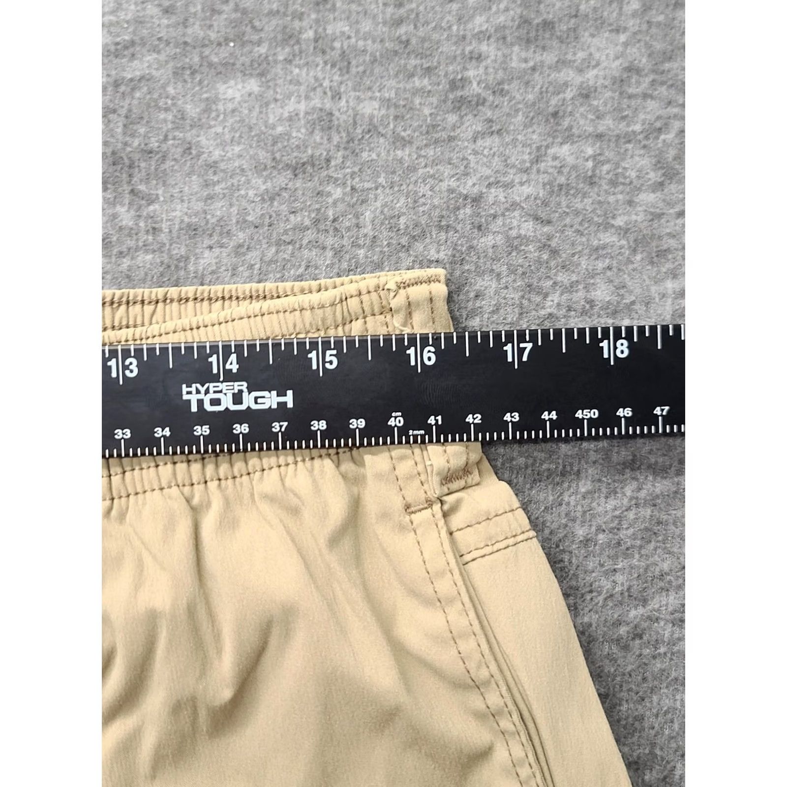Duluth Trading Company Duluth Trading Co Cargo Pants Men 32x30 Khaki Relaxed Fit Nylon Spandex Pockets Moisture Wicking Quick Dry Water Resistant Straight Leg Casual Size US 32 / EU 48 - 5 Thumbnail