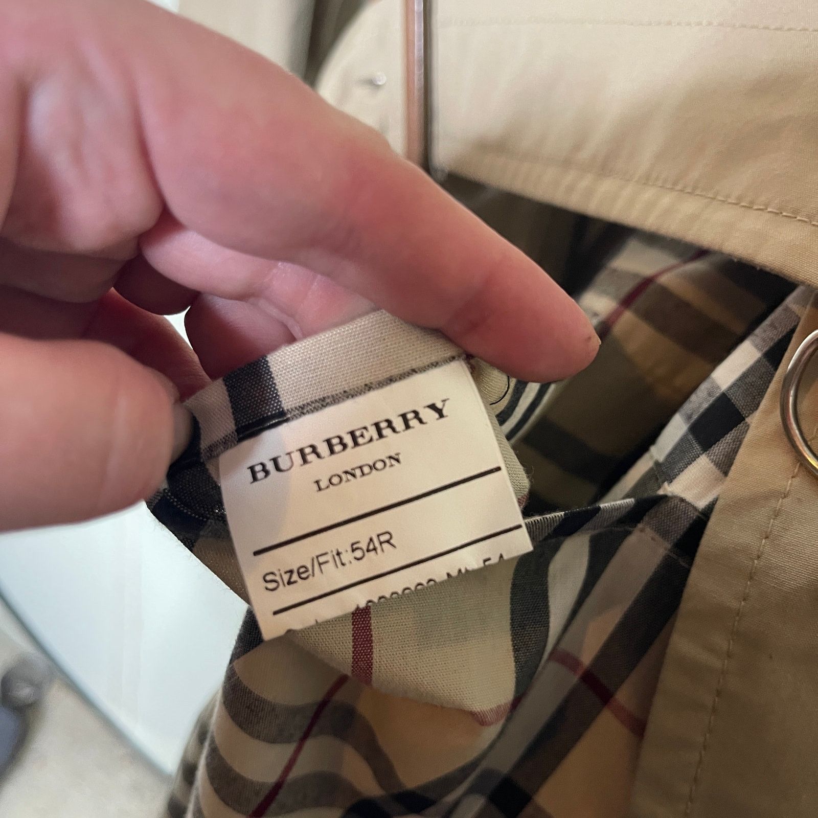 Burberry Burberry Classic Long tan Beige trench coat plaid lining Size US L / EU 52-54 / 3 - 15 Thumbnail
