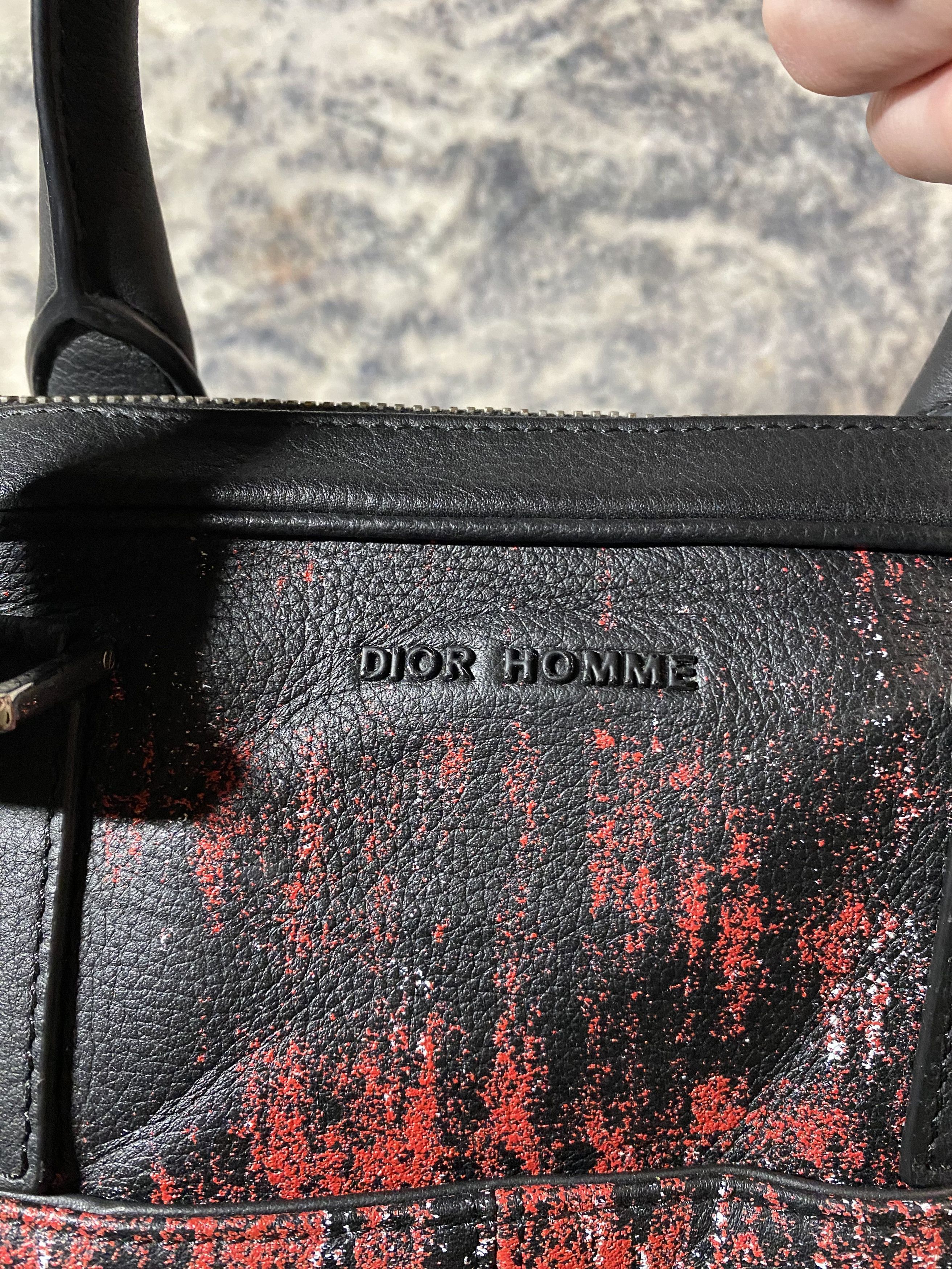 1/1 Dior FW17 Runway Gradient Leather Black Messenger Bag