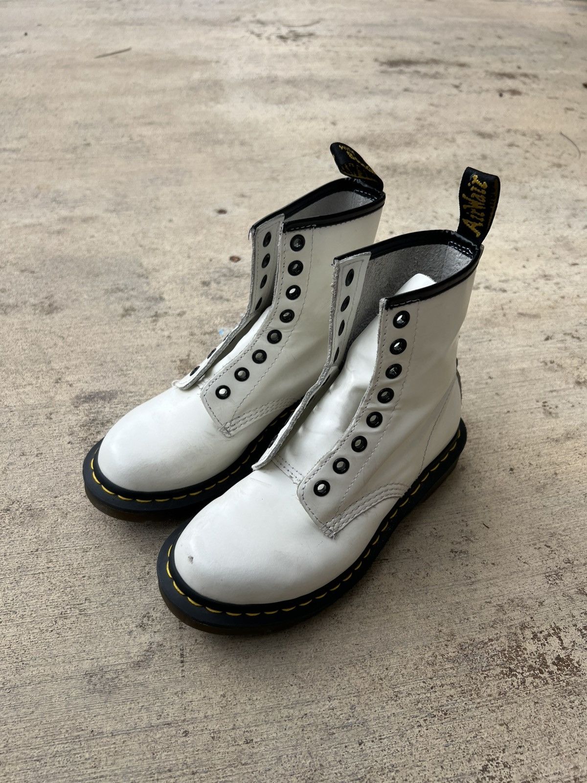 Dr. Martens Women’s Dr. marten boots Size US 5 / IT 35 - 1 Thumbnail