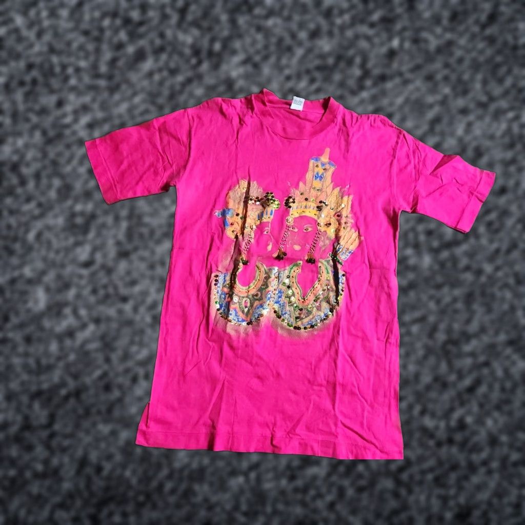 Vintage Vintage 90s S Bali Primitive Design Sequin Single Stitch Travel T Shirt Nike? Size US S / EU 44-46 / 1 - 1 Thumbnail