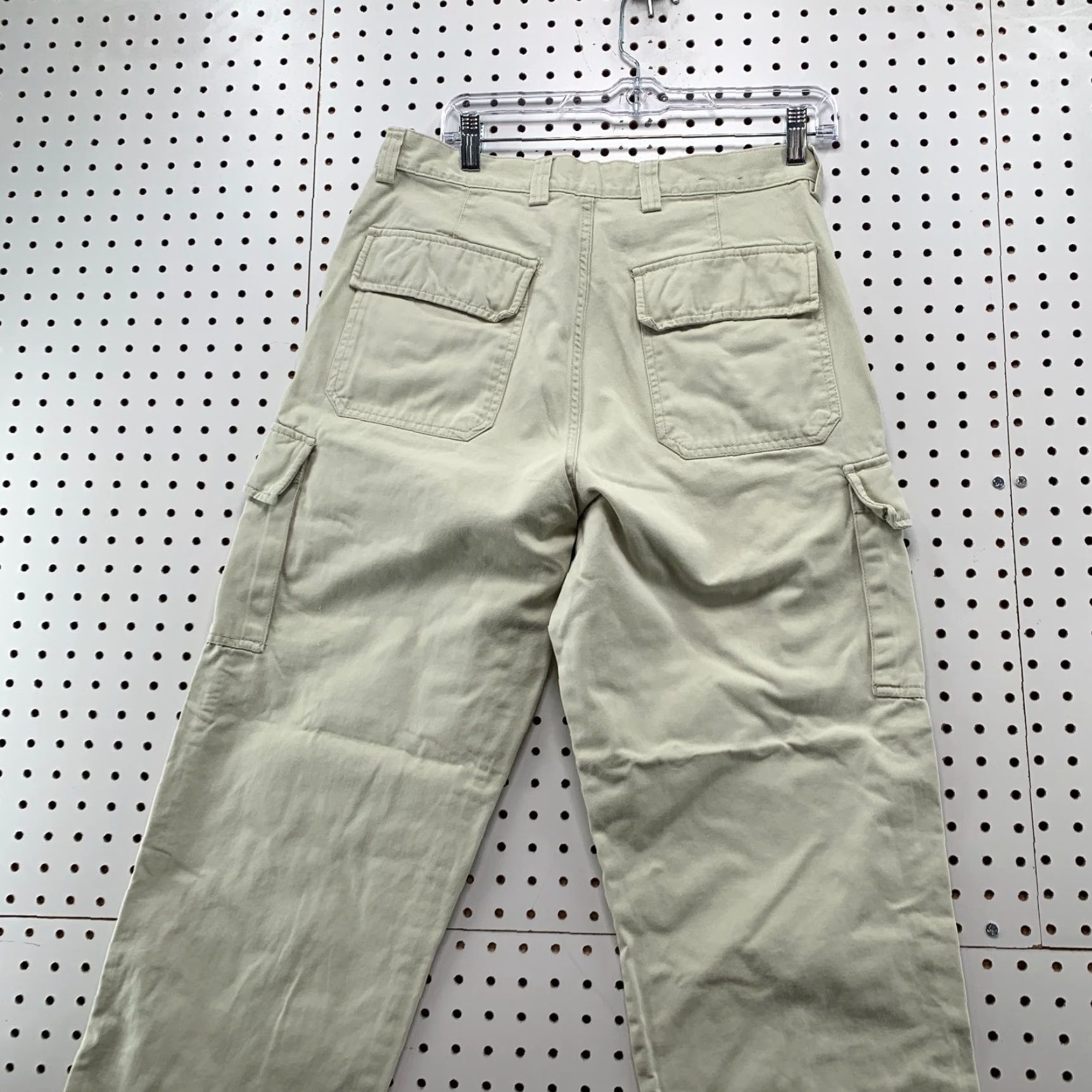 Gap VINTAGE Gap Cargo Pants Mens 30x28 Beige Baggy Y2K Skater Punk Mall 1969 30x28 Cargo Pants Womens Mens Girls Size US 30 / EU 46 - 7 Thumbnail
