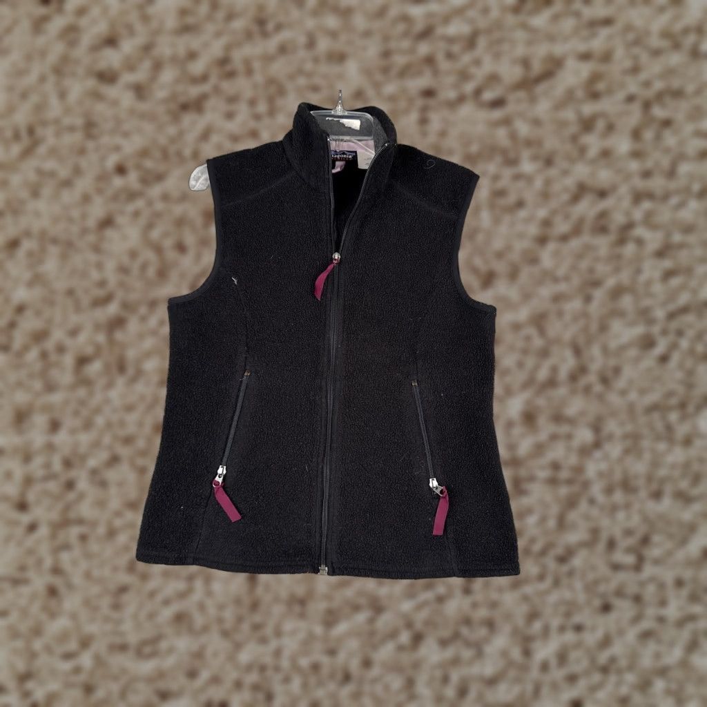 Patagonia Patagonia Synchilla Vest Womens M Black Full Zip Pockets Outdoor Size M / US 6-8 / IT 42-44 - 1 Thumbnail