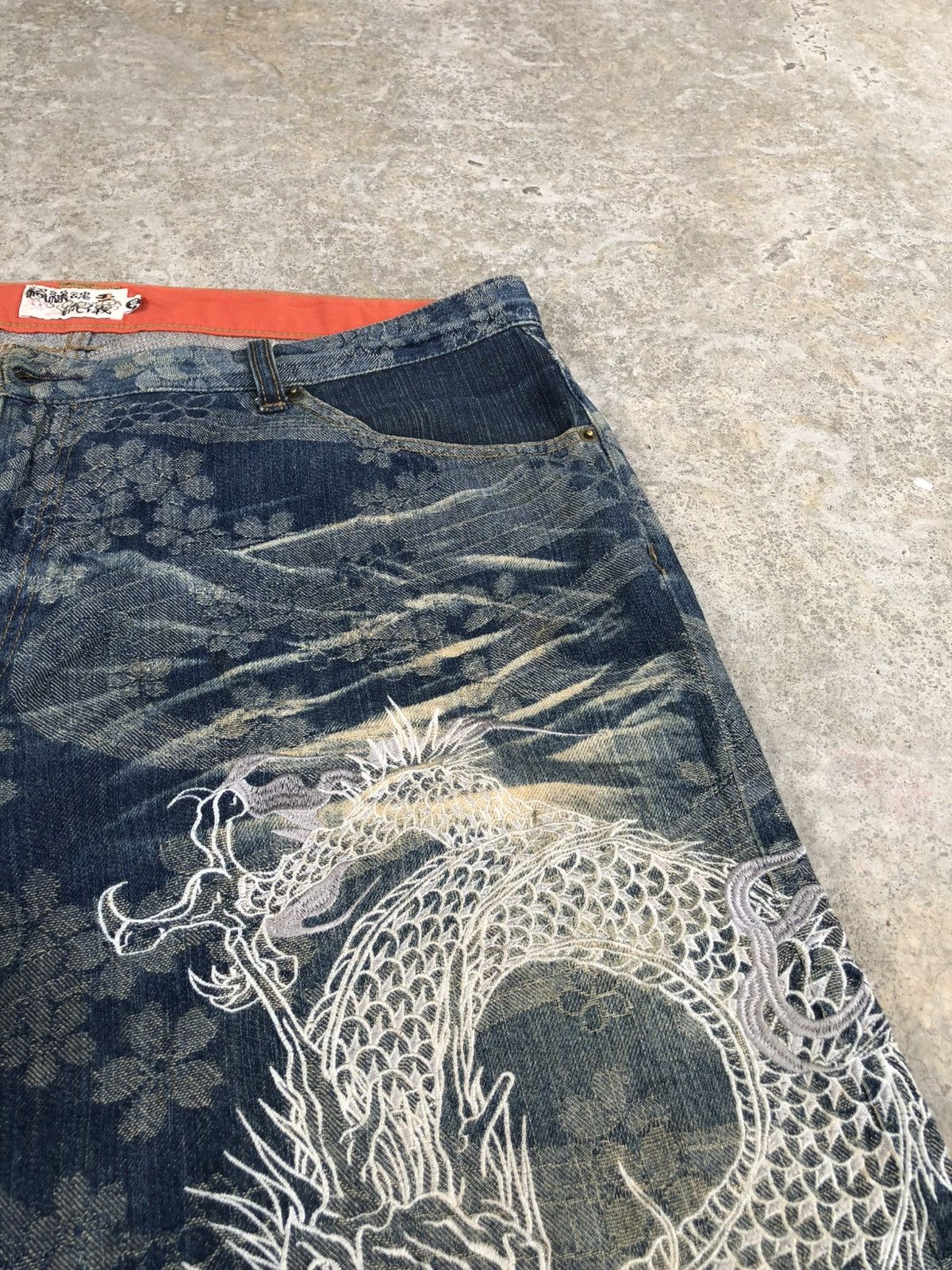 Karakuri Tamashii Karakuri Tamashii Embroidered Jeans Distressed Jeans Size US 39 - 15 Thumbnail