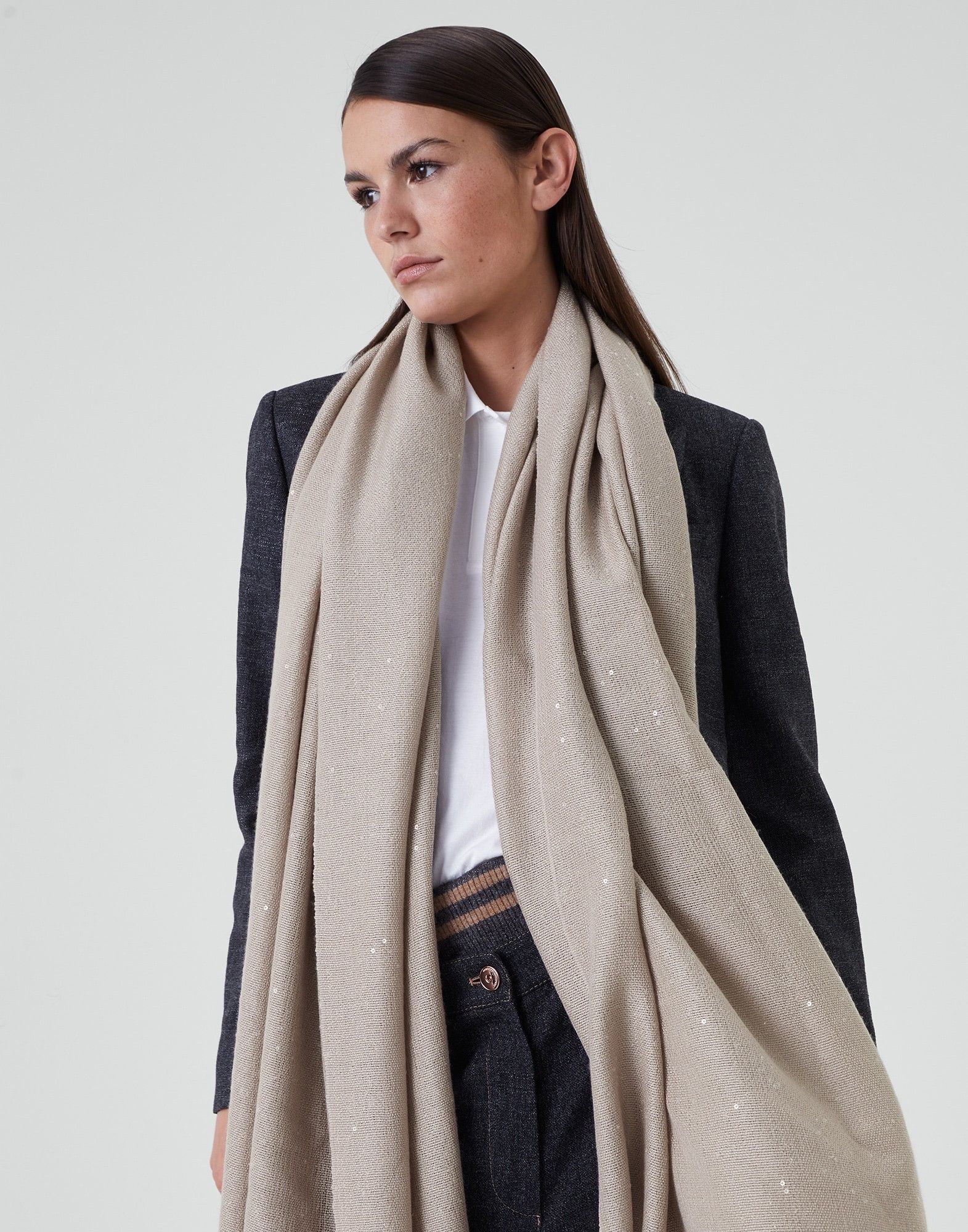 Brunello Cucinelli o1la1rc1a0325 Size: OS/Diamond Scarf in Beige Size ONE SIZE - 4 Thumbnail