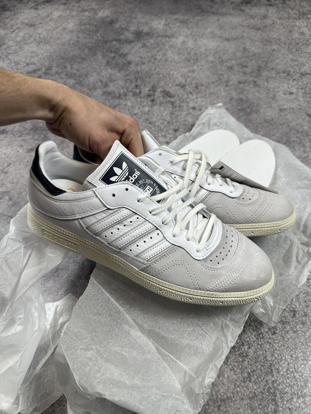 Adidas × Kith Adidas Handball Top Kith Sneakers Streetwear Rare 44 usa 10 Size US 10 / EU 43 - 4 Thumbnail