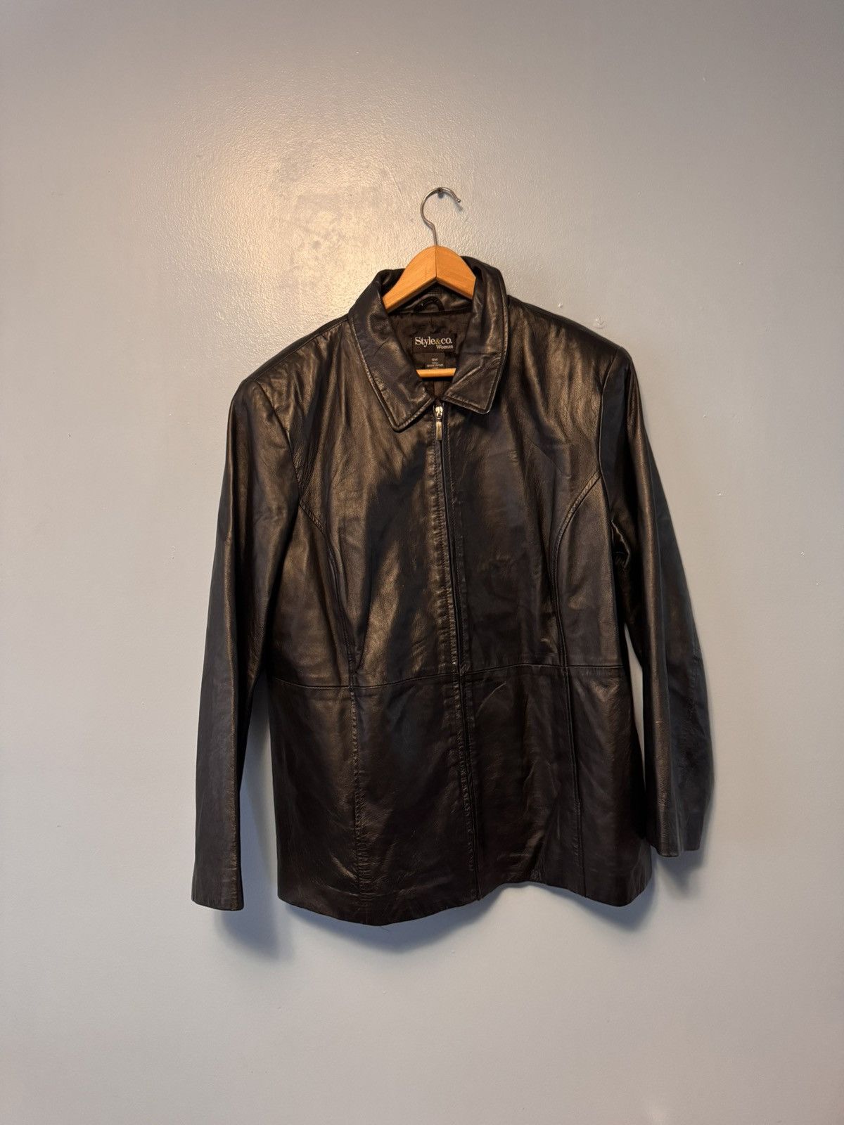 vintage Style & Co 100% genuine leather jacket