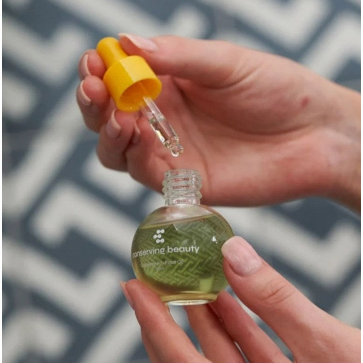 NBDN Nobrandedon CONSERVING BEAUTY Conserve You Face Oil Full Size Size ONE SIZE - 3 Thumbnail