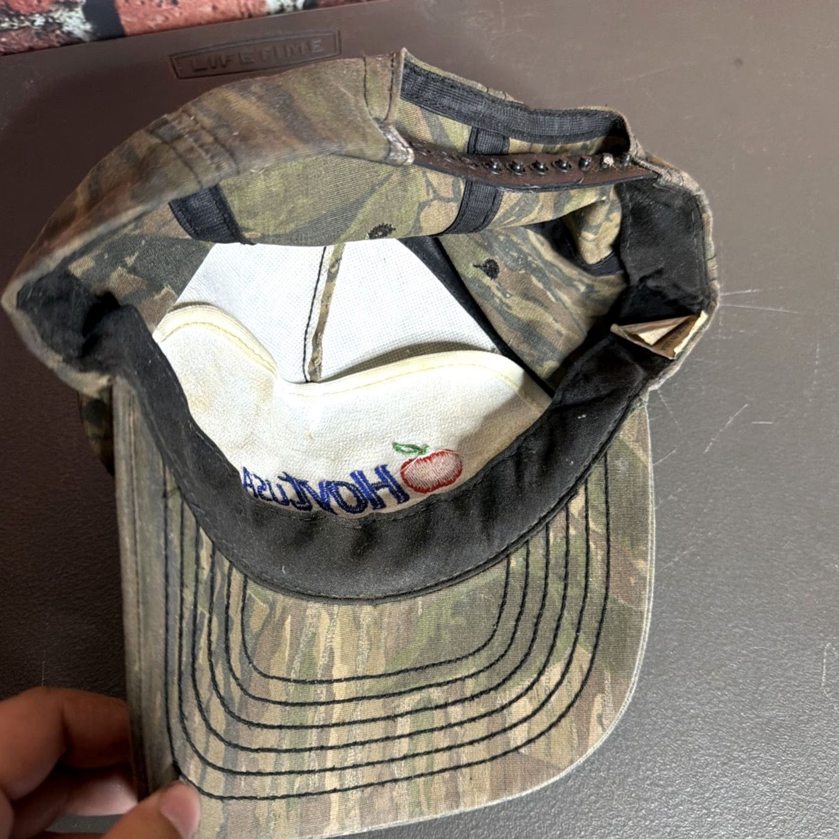 Apple VTG Camo HaT Trucker Cap Hat USA Apple Archery Bow Hunting Baseball Snapback Adjustable Multi-Color Size ONE SIZE - 2 Thumbnail