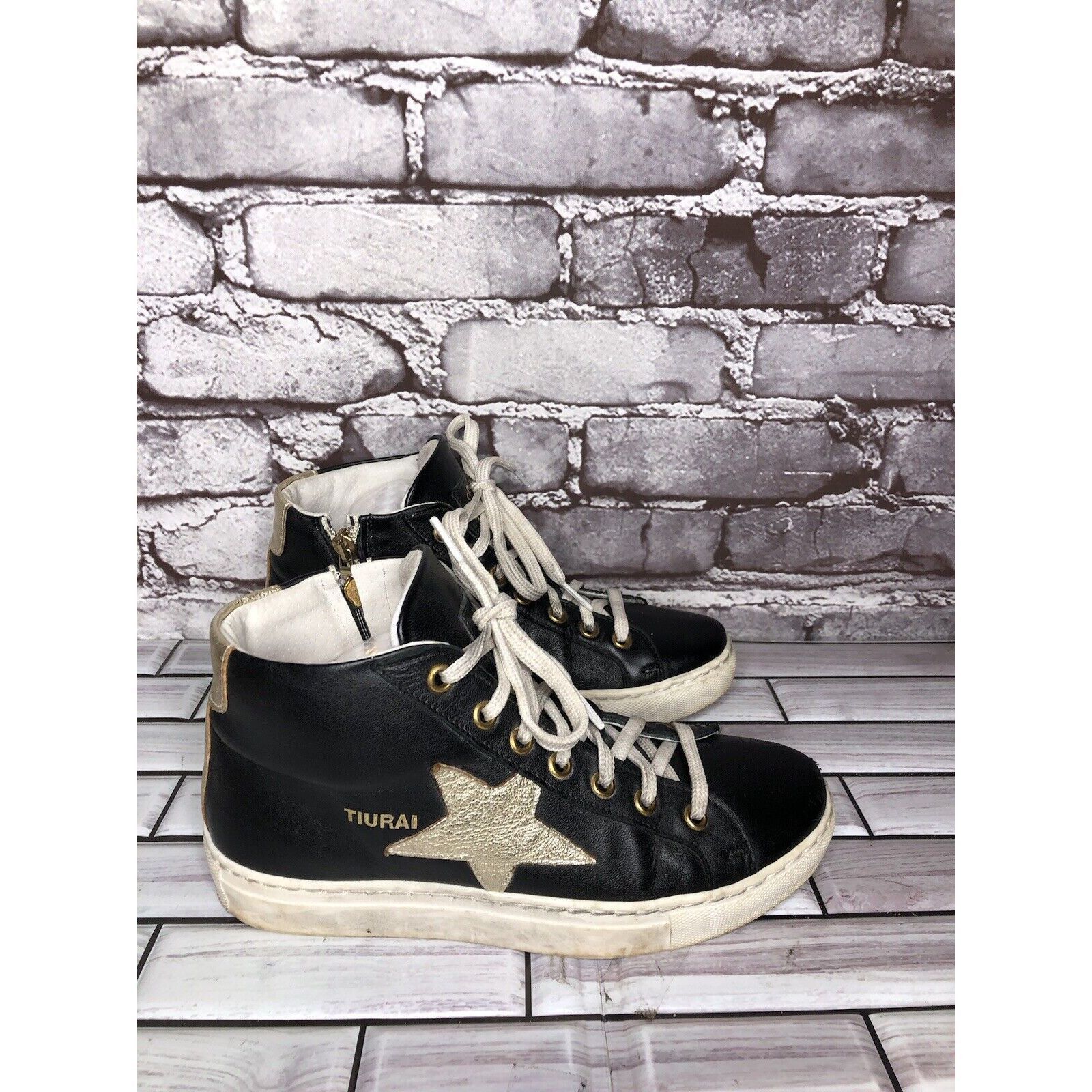 Other Tiurai Logo Black Leather High Top Lace Up Sneakers Shoes Wo Size US 6 / IT 36 - 19 Thumbnail