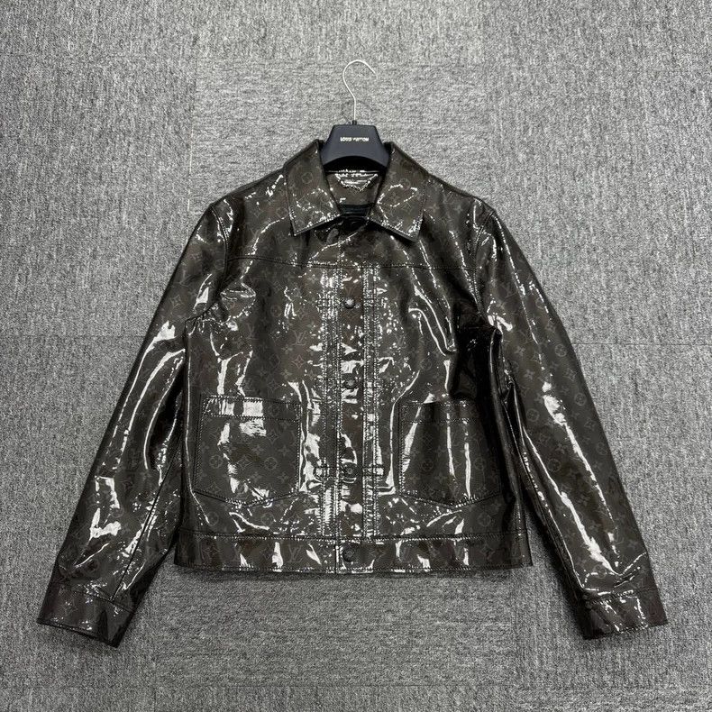 Louis Vuitton Louis Vuitton Monogram Patent Leather Jacket Size US L / EU 52-54 / 3 - 1 Thumbnail