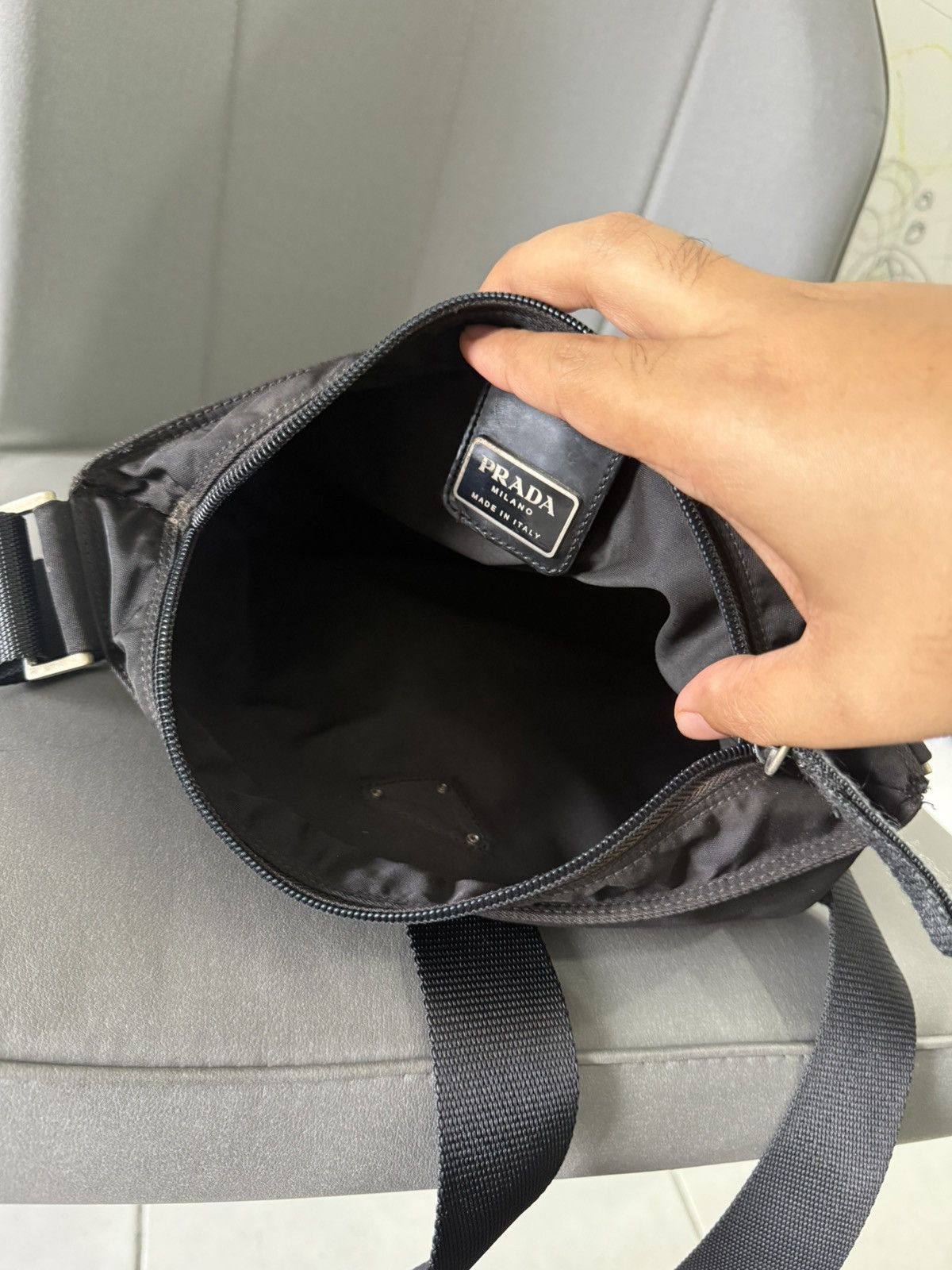 Prada Vintage Prada Medium Black Crossbody Sling Bag Size ONE SIZE - 12 Thumbnail