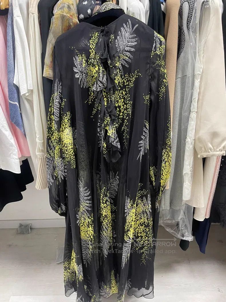 Valentino Valentino Silk evening gown Size L / US 10 / IT 46 - 2 Thumbnail