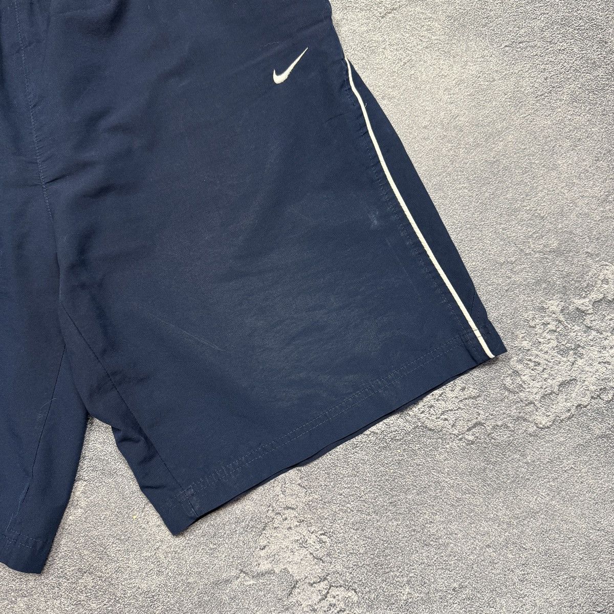 Nike × Vintage Nike Vintage Shorts 90s Size US 34 / EU 50 - 3 Thumbnail