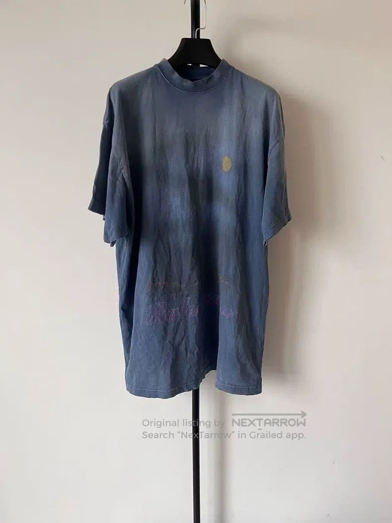 Balenciaga Balenciaga Letter Printed Distressed Round Neck Short Slee Size US S / EU 44-46 / 1 - 1 Thumbnail