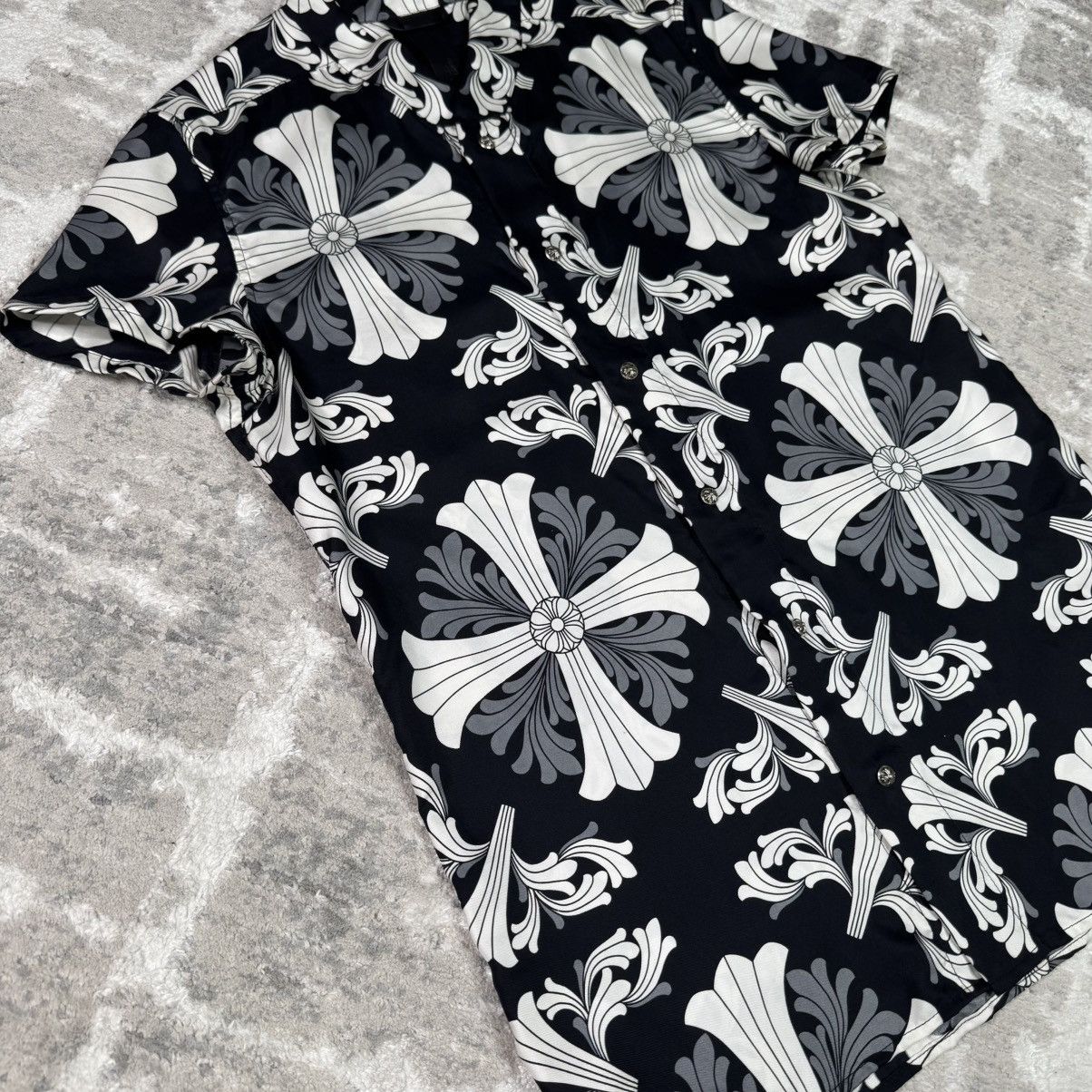 Chrome Hearts Silk plus cross button up short sleeve shirt Size US M / EU 48-50 / 2 - 3 Thumbnail