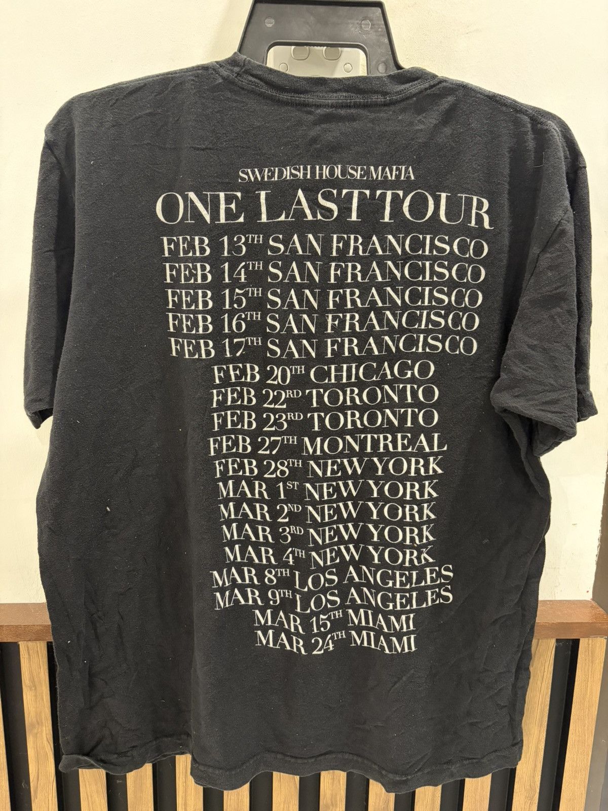 Band Tees Swedish House Mafia 2013 SSA WORL TOUR Official Merch Size US L / EU 52-54 / 3 - 2 Thumbnail