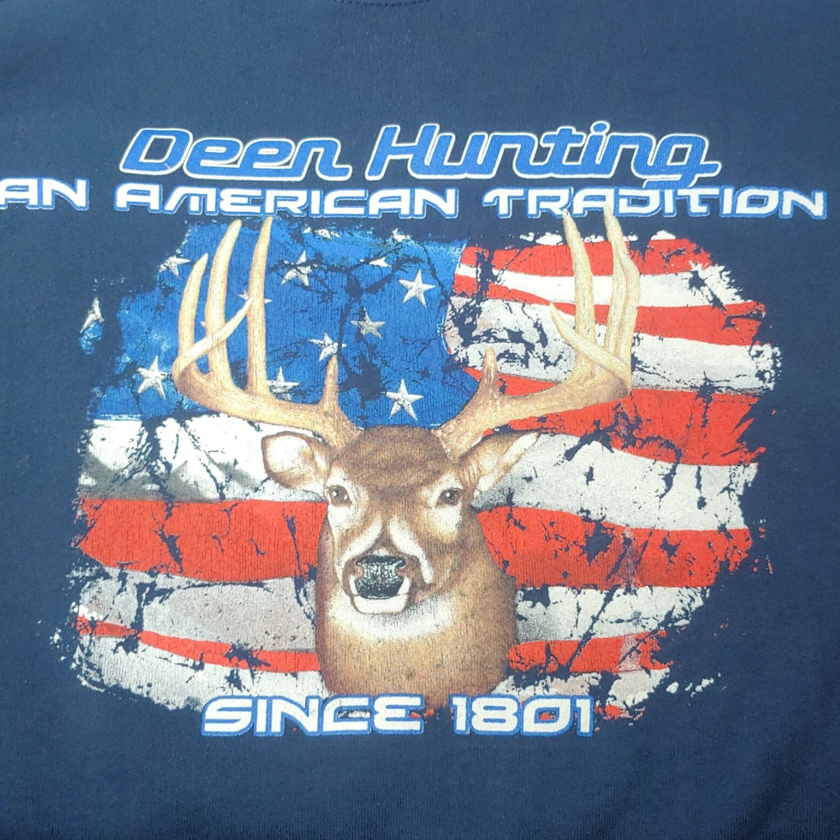 Fruit Of The Loom VINTAGE Deer Hunting Sweatshirt Men XL American Tradition Buck USA Patriot Hunt Size US XL / EU 56 / 4 - 2 Thumbnail