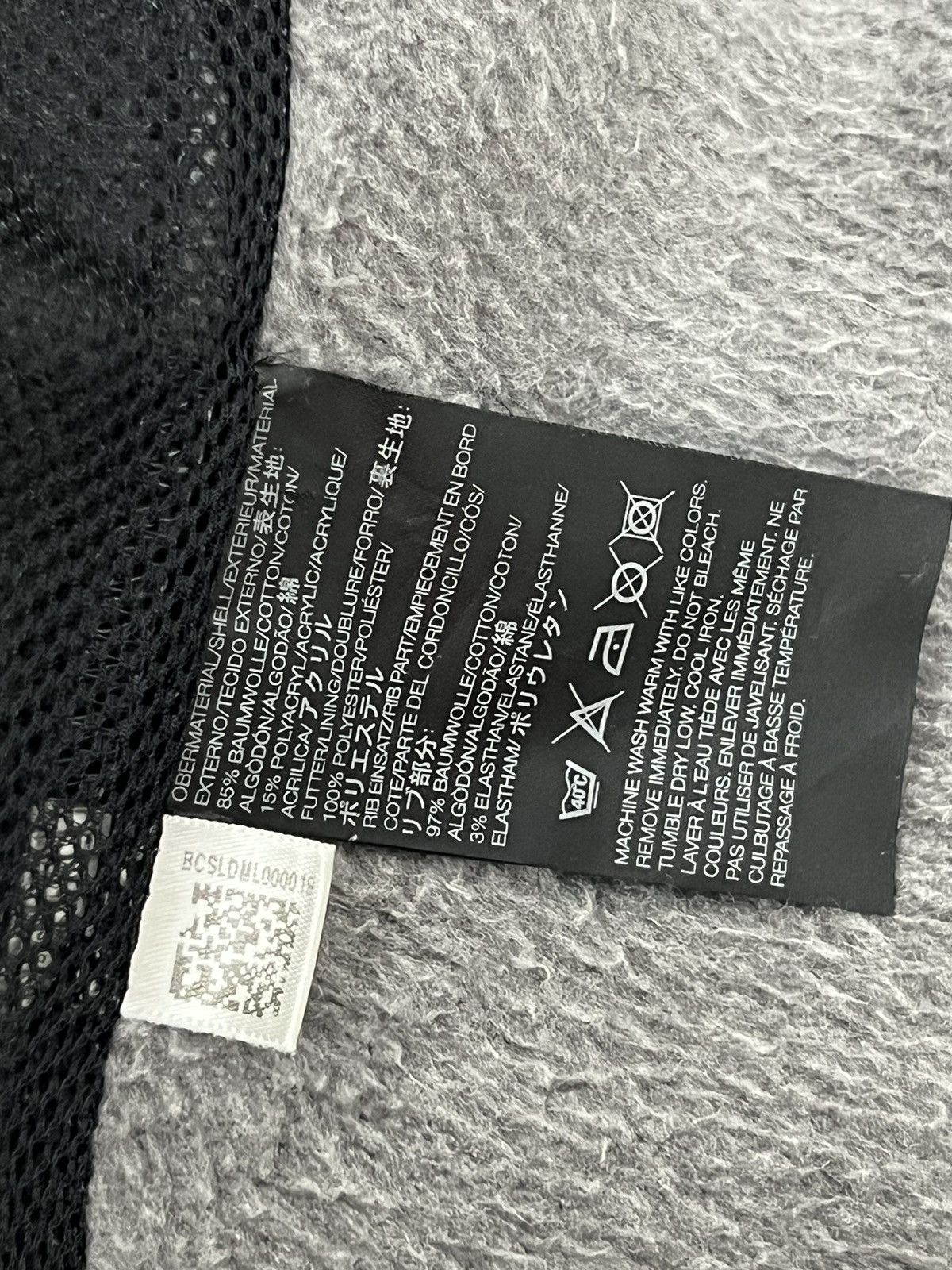 Yohji Yamamoto AW05 VINTAGE YOHJI YAMAMOTO JACKET Size US S / EU 44-46 / 1 - 12 Thumbnail