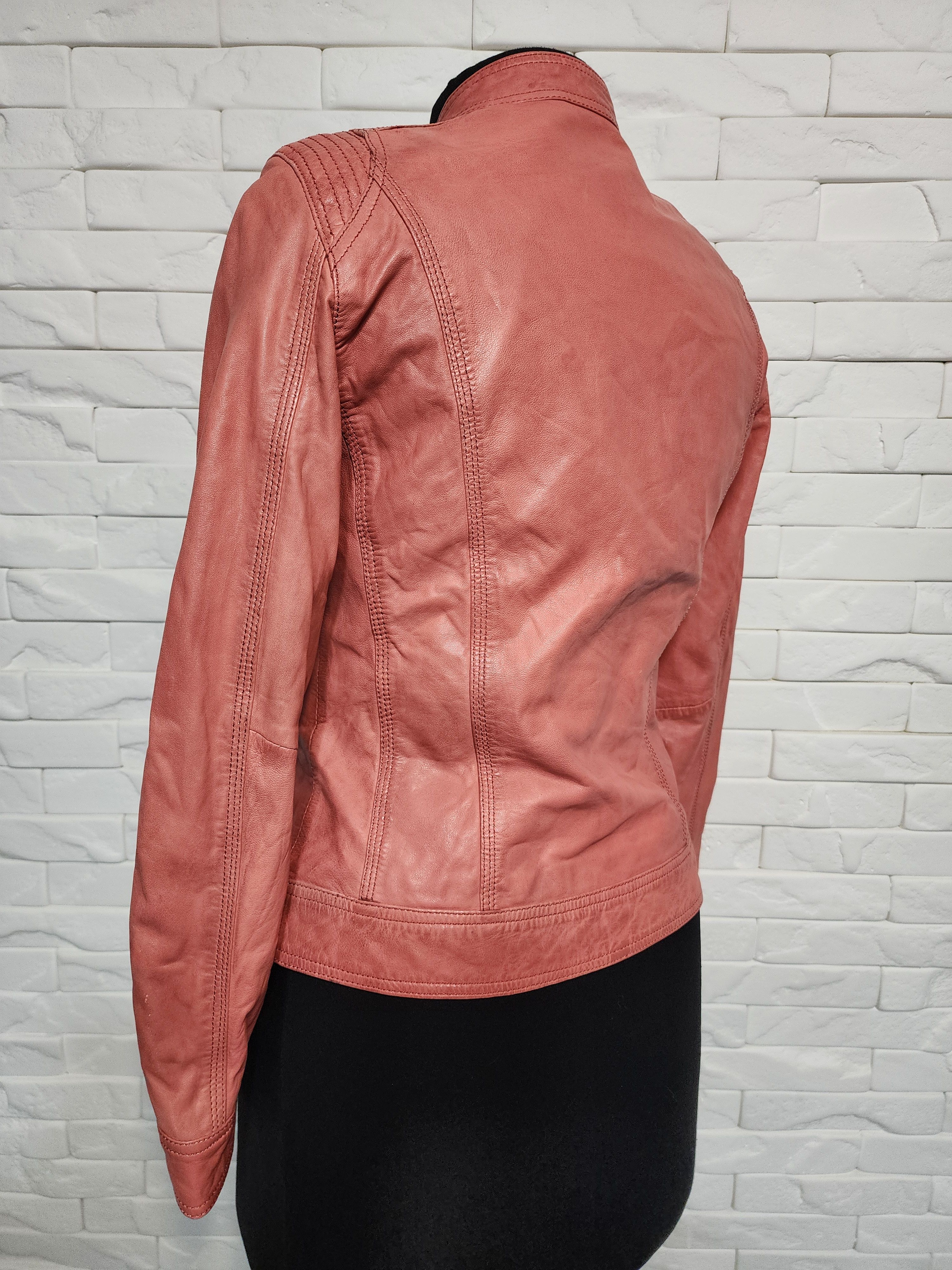 Designer Women's sporty leather jacket. Size M / US 6-8 / IT 42-44 - 5 Thumbnail