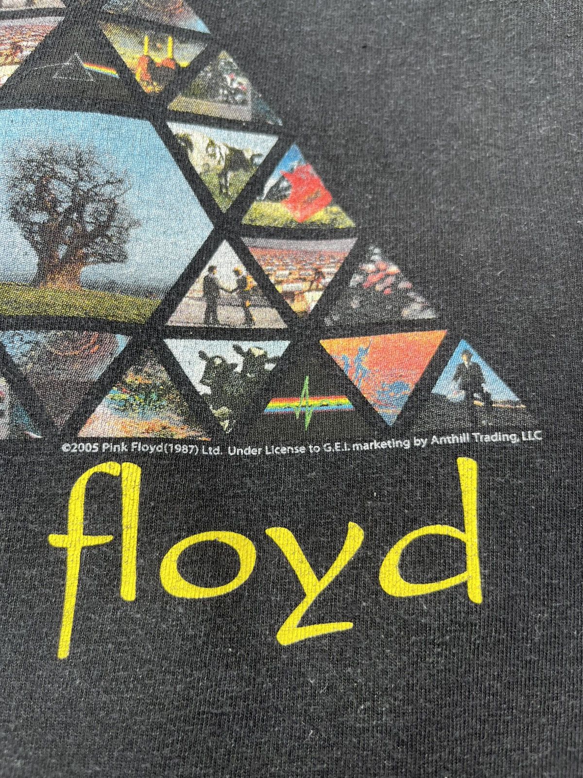 Band Tees × Pink Floyd × Vintage Vintage Pink Floyd 2005 rare t-shirt band tee triangle tree Size US M / EU 48-50 / 2 - 10 Thumbnail