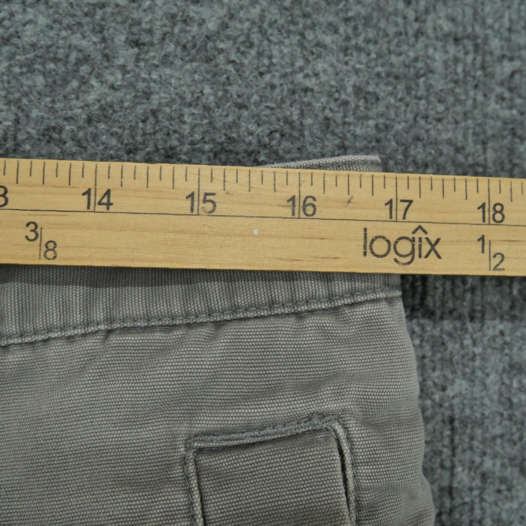Old Navy Old Navy Mens Pants 33x30 Grey Cargo Wide Leg Size US 34 / EU 50 - 7 Thumbnail