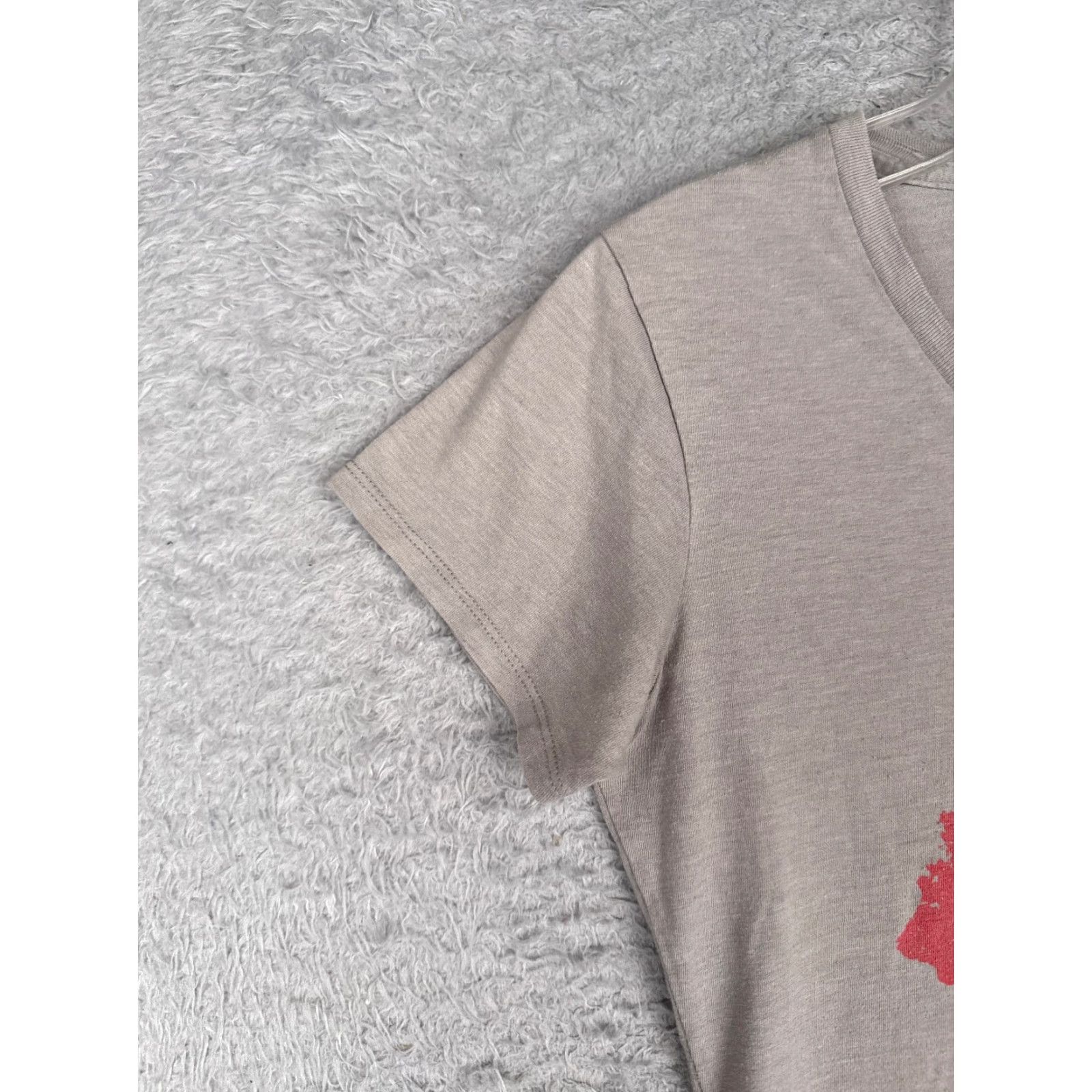 The North Face The North Face Shirt Women S Gray V-Neck Cotton Blend Bear Logo T-Shirt Casual All Seasons Womens Size S / US 4 / IT 40 - 3 Thumbnail