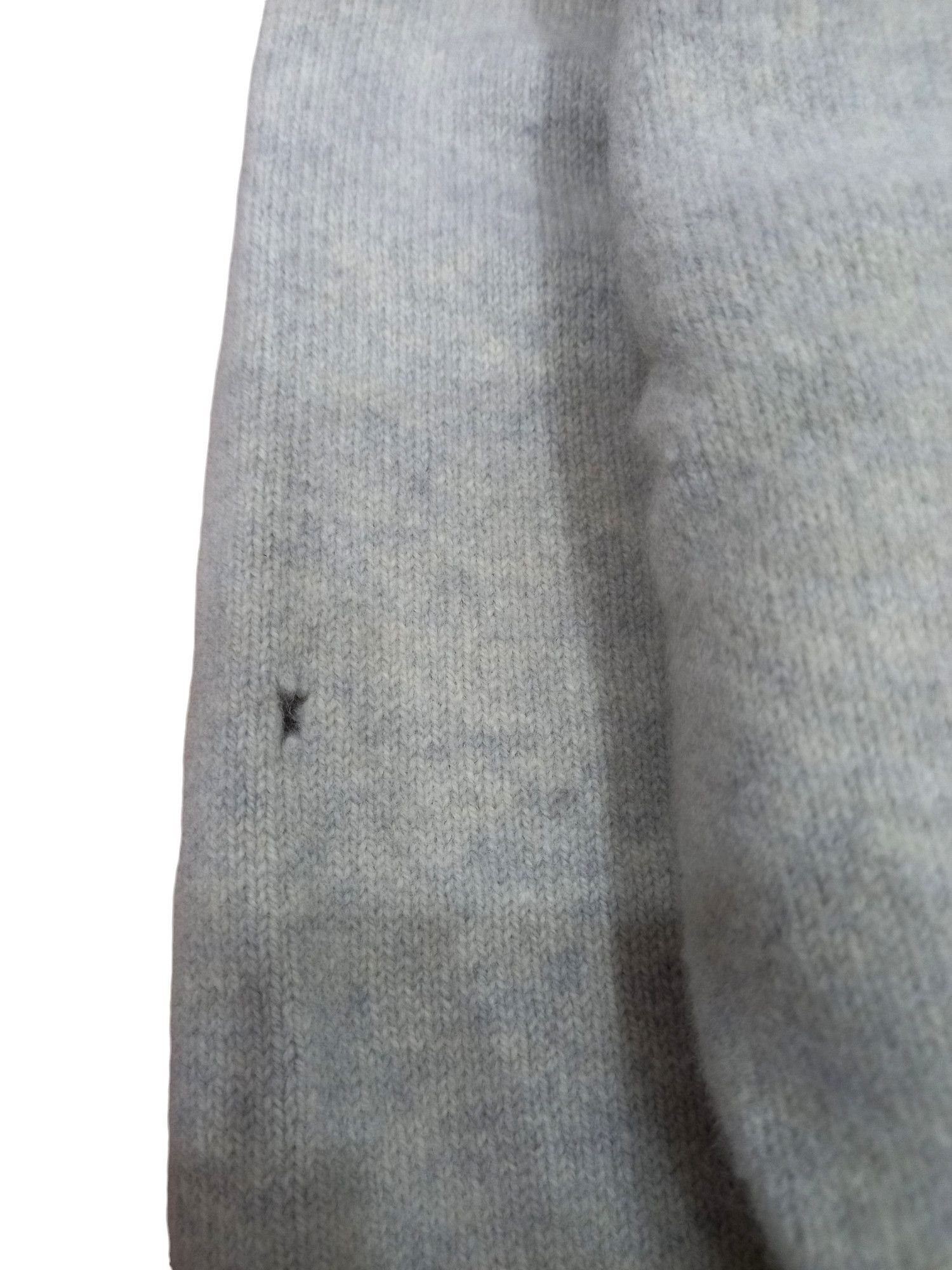 A.P.C. × Designer A.P.C. Made in Italy Wool V-Neck Sweater Size L / US 10 / IT 46 - 5 Thumbnail