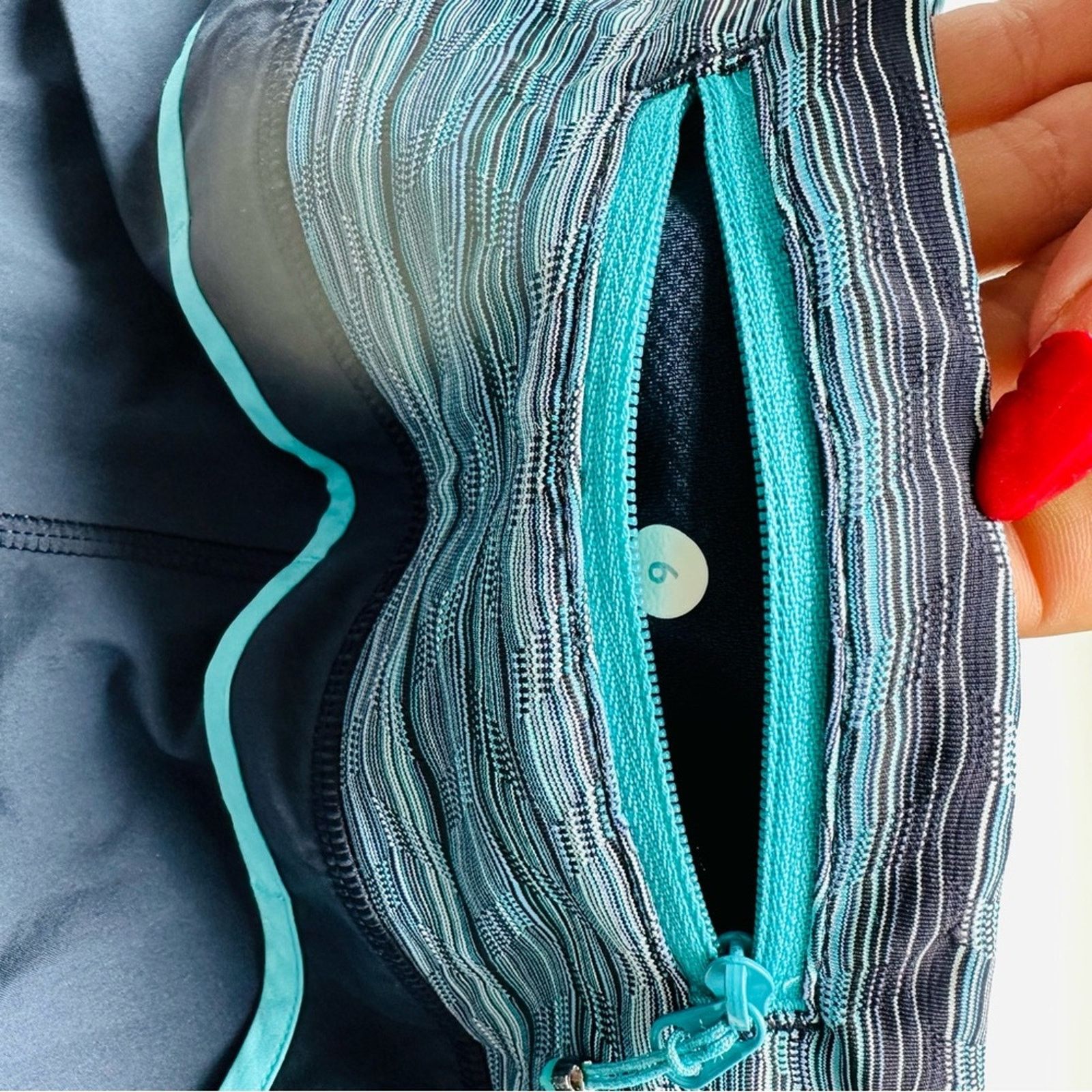 Lululemon LULULEMON Navy Blue Aqua Mini Shorts Zip Workout Active Gym Size 28" / US 6 / IT 42 - 12 Thumbnail