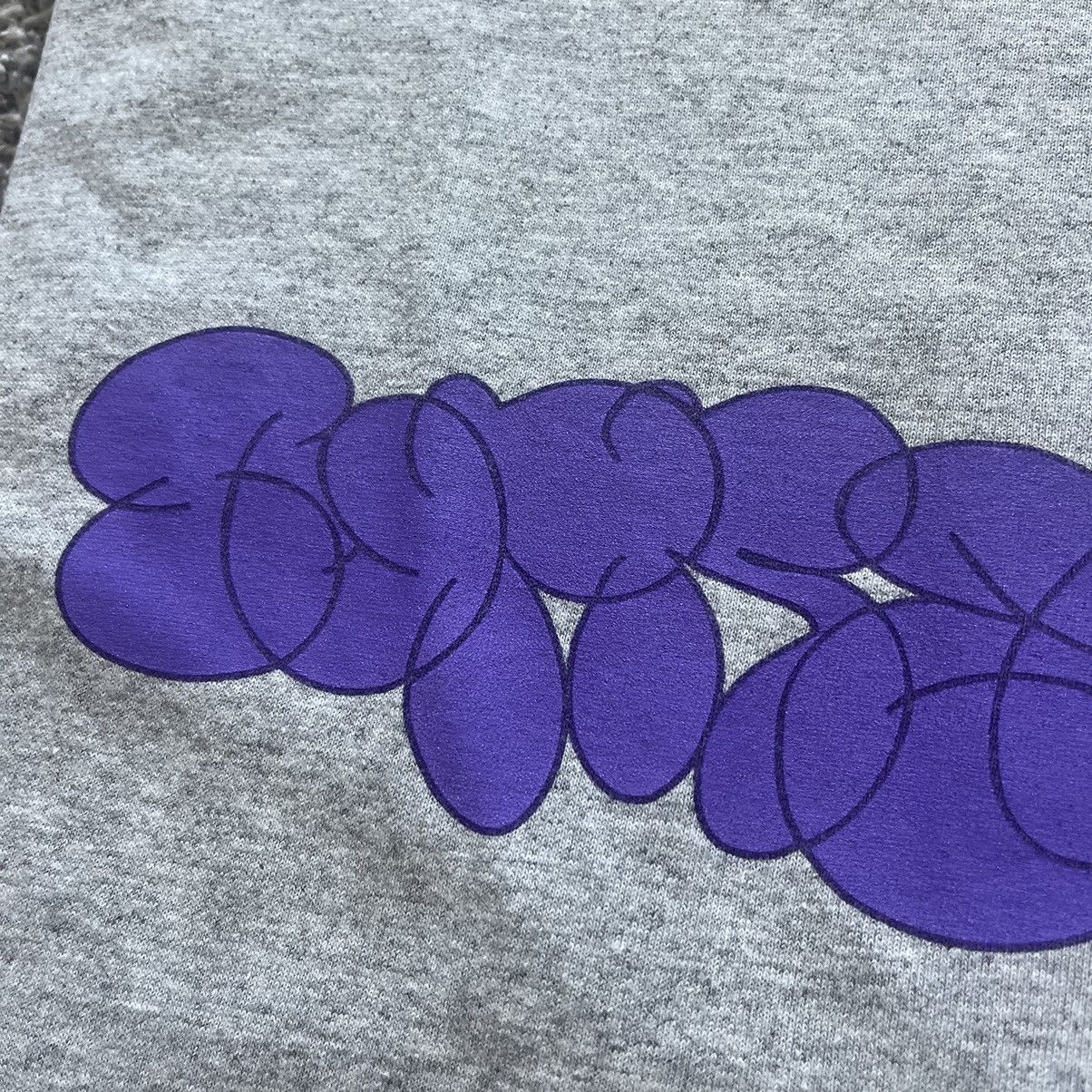 Supreme 2001 RARE Supreme Bubble Letter Throw Up Tee Size Large Size US L / EU 52-54 / 3 - 3 Thumbnail