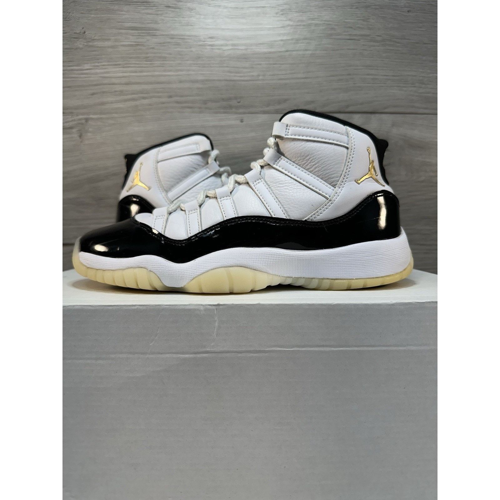 Jordan Brand Jordan 11 Retro DMP GS - Size 6y Size US 6 / EU 39 - 1 Thumbnail