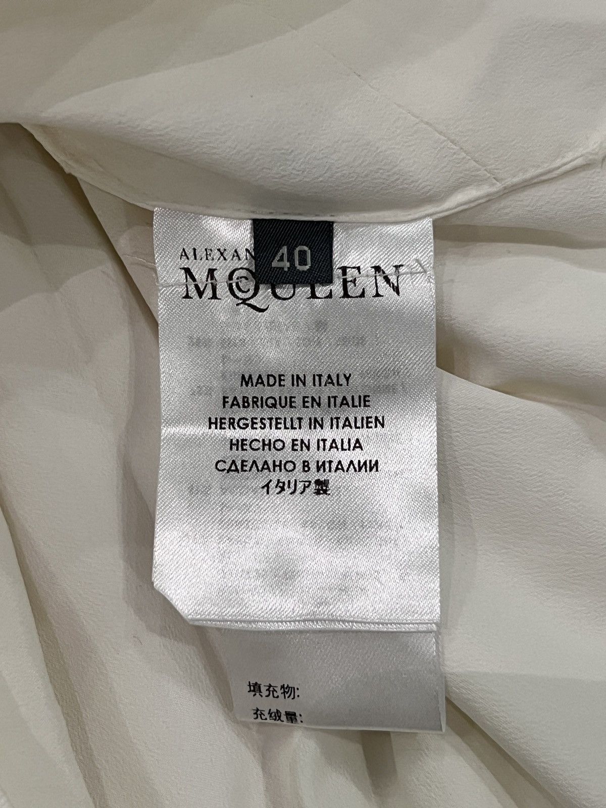 Alexander McQueen Alexander McQueen Asymmetric Ruffle Hem Top Size S / US 4 / IT 40 - 18 Thumbnail