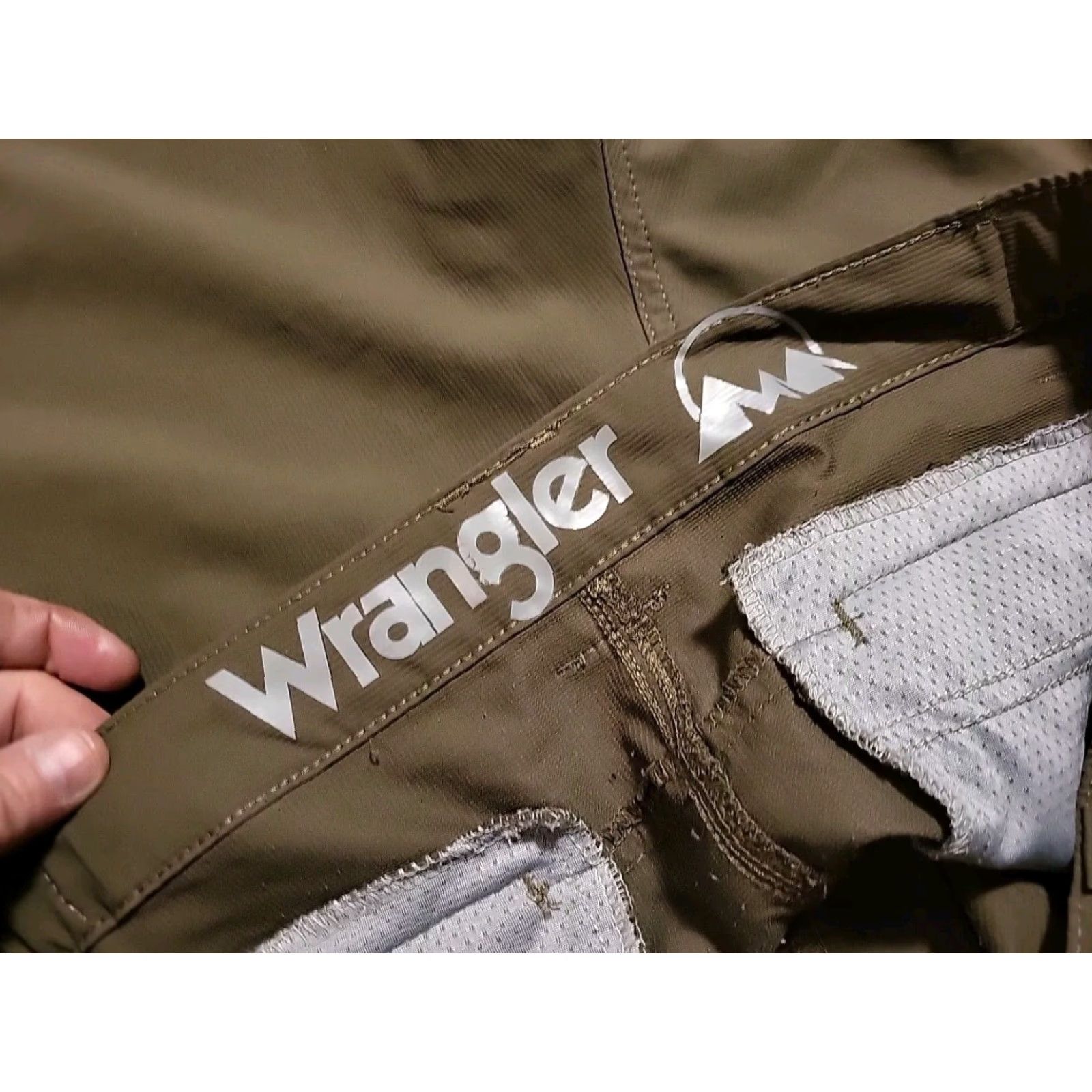 Wrangler Wrangler Outdoor Performance Series Brown Shorts 42" Waist 10" Inseam Men Big & Tall 3 Pockets Hiking Athletic Outdoor NM EUC Size US 42 / EU 58 - 6 Thumbnail