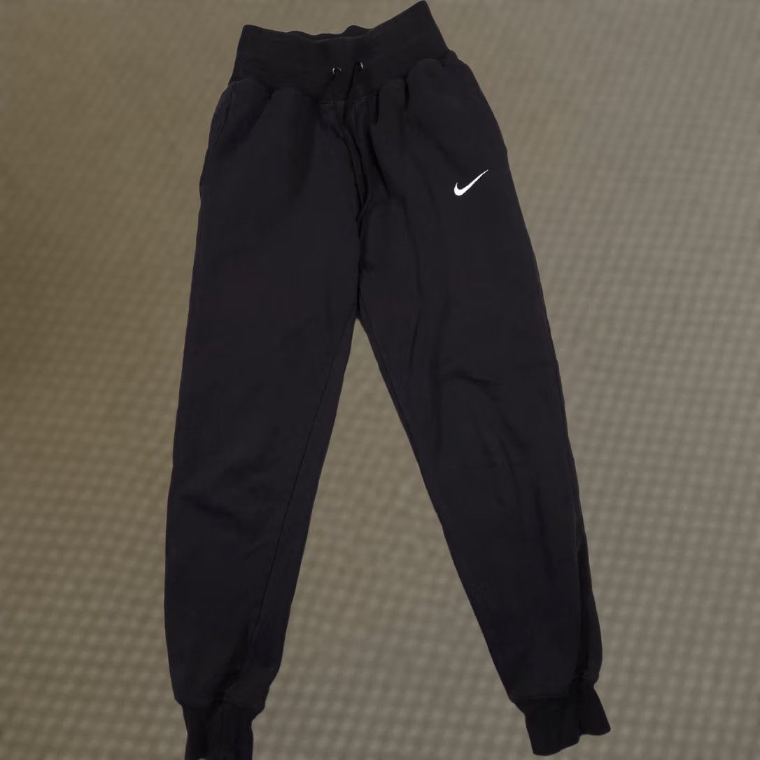 Nike Nike Sweatpants Women’s XS Black Fleece Joggers Pockets Drawstring Logo Size 26" / US 2 / IT 38 - 1 Thumbnail