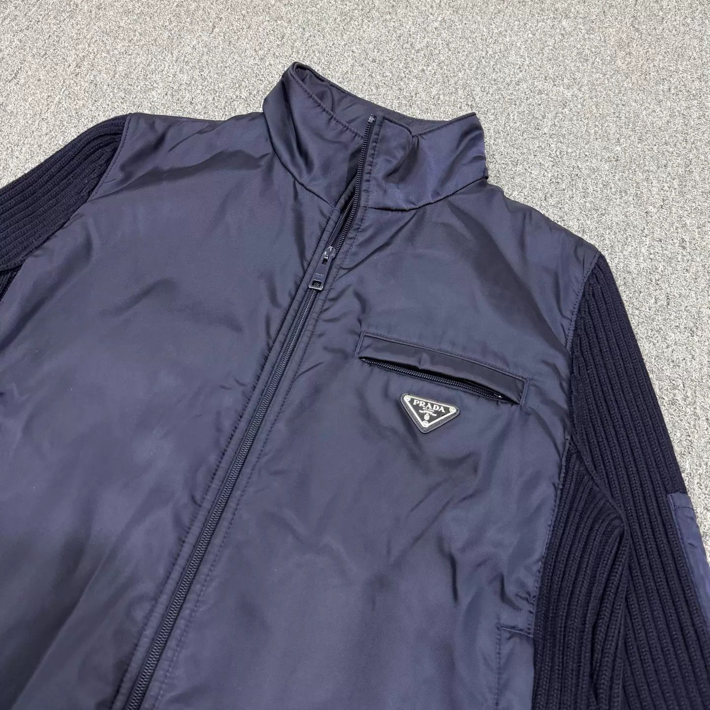 Prada Prada navy blue nylon knit triangle logo jacket IT50 99 new Size US M / EU 48-50 / 2 - 3 Thumbnail