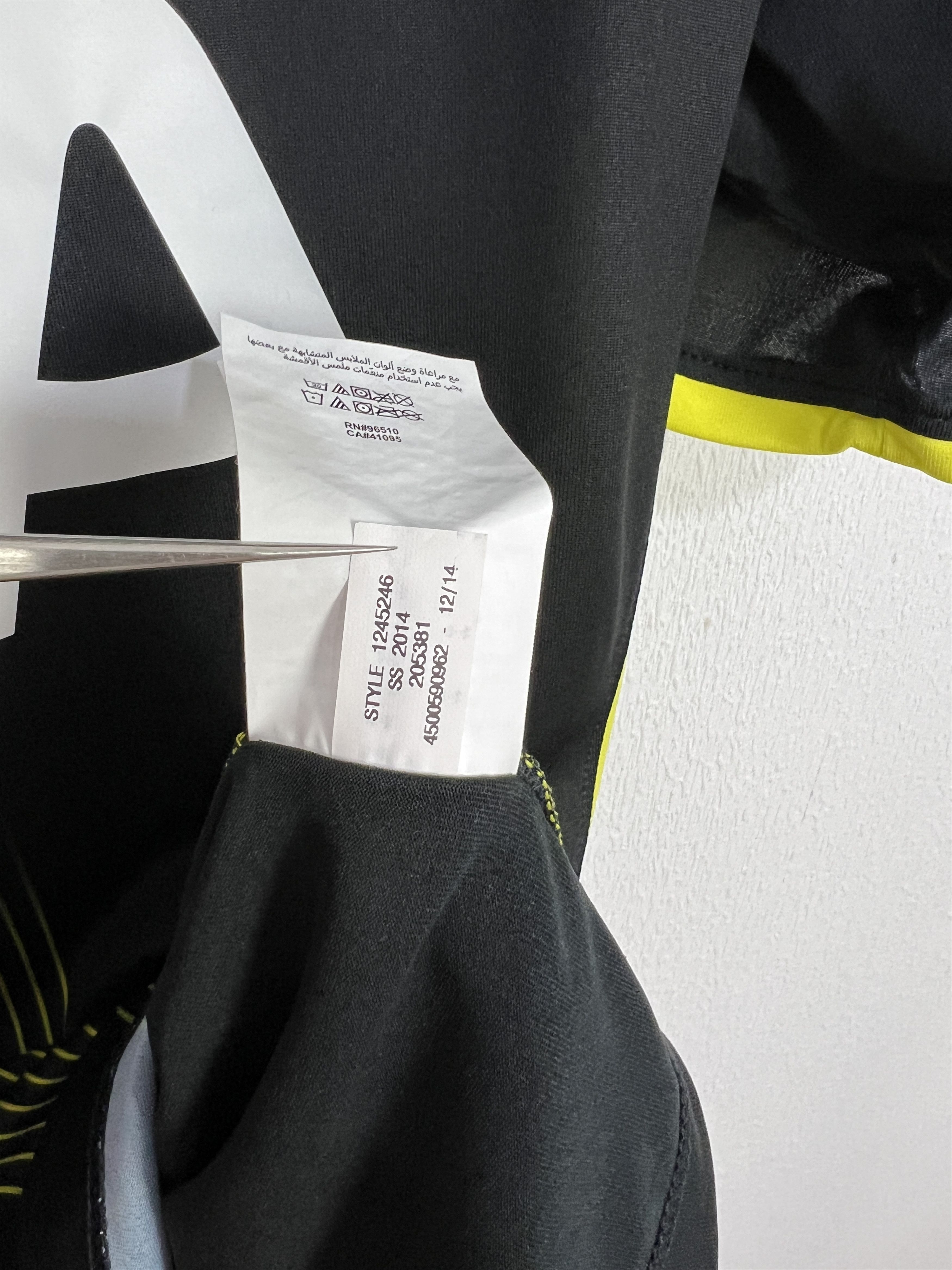 Under Armour Tottenham Hotspur Away football shirt 2014 Soccer Jersey Size US L / EU 52-54 / 3 - 11 Thumbnail