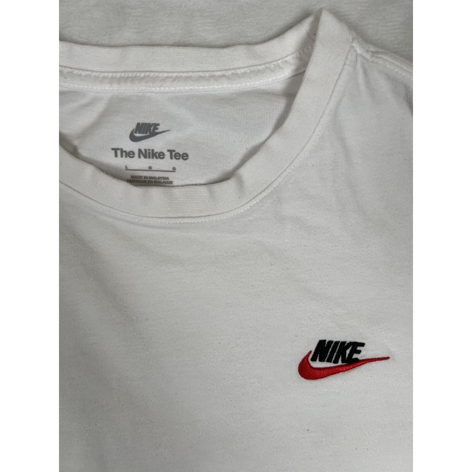 Nike Nike Sportswear Club T-Shirt White Embroidered Logo Swooh Si Size US L / EU 52-54 / 3 - 2 Thumbnail