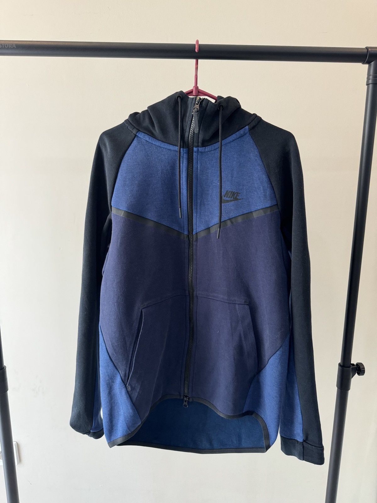 Nike Rare 🥷 Nike Tech Fleece Tri Tone Size US M / EU 48-50 / 2 - 1 Thumbnail