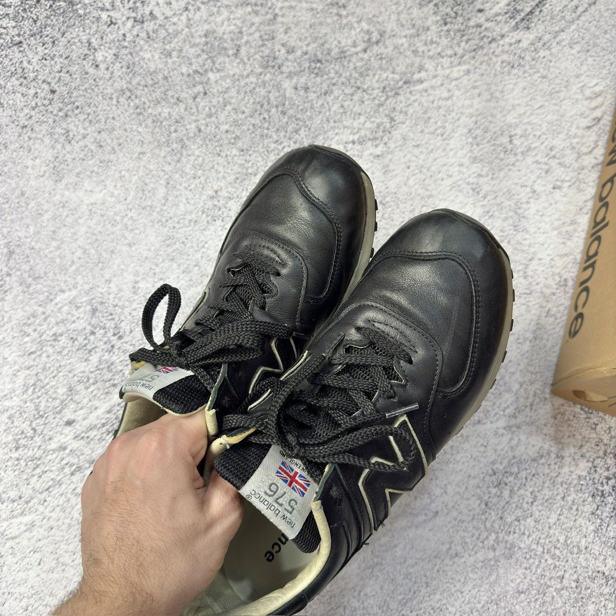 New Balance New Balance 576 M576CKK US9.5 UK9 EU43 27.5cm Size US 9.5 / EU 42-43 - 13 Thumbnail